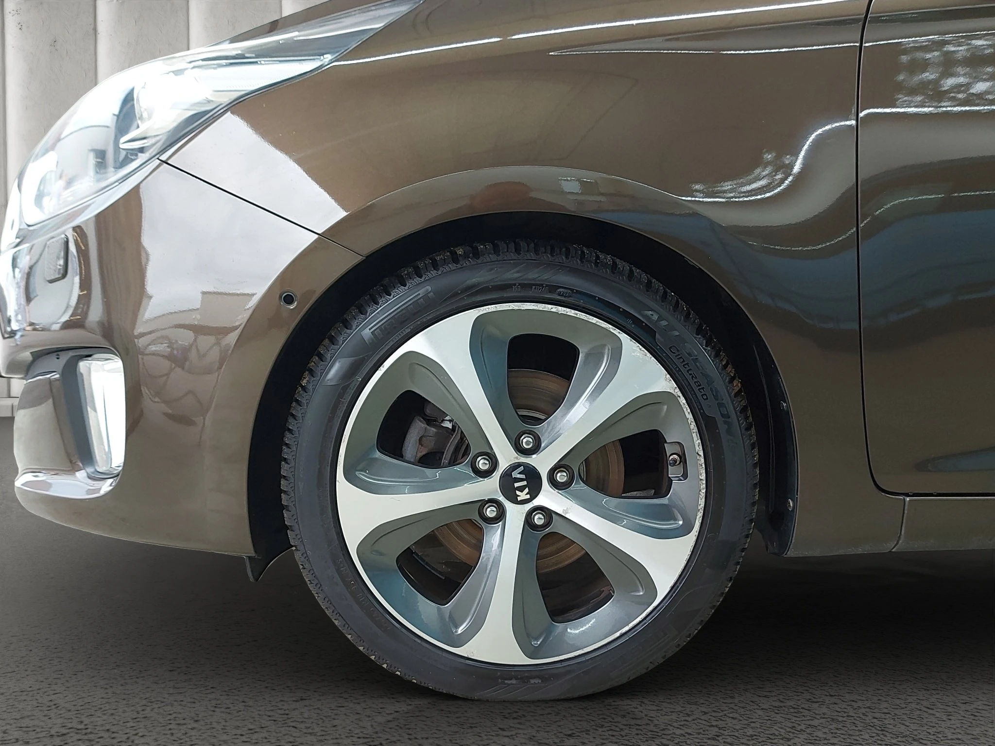 Kia-Carens-image-8