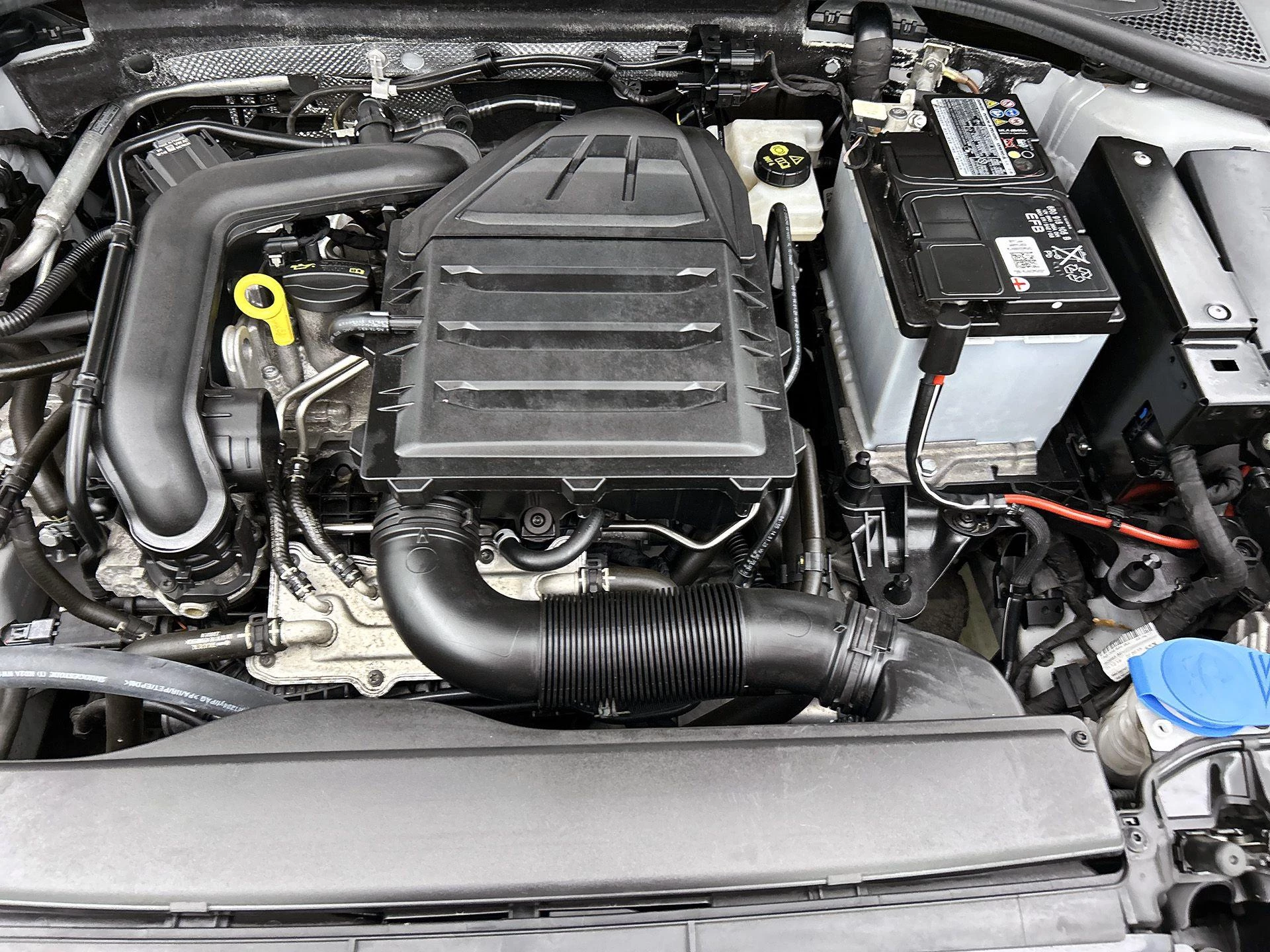 Audi A3 Limousine 30 TFSI Advance Sport