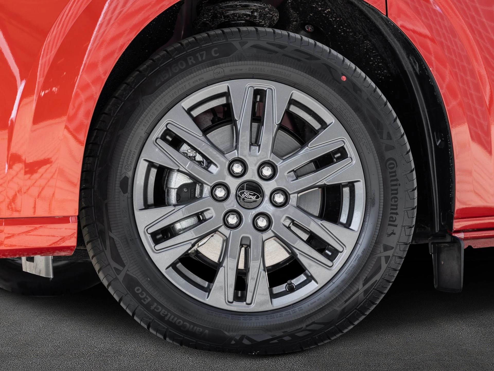 Ford Tourneo Custom Titanium 320 2.0 EB 4x4 Autom AHK