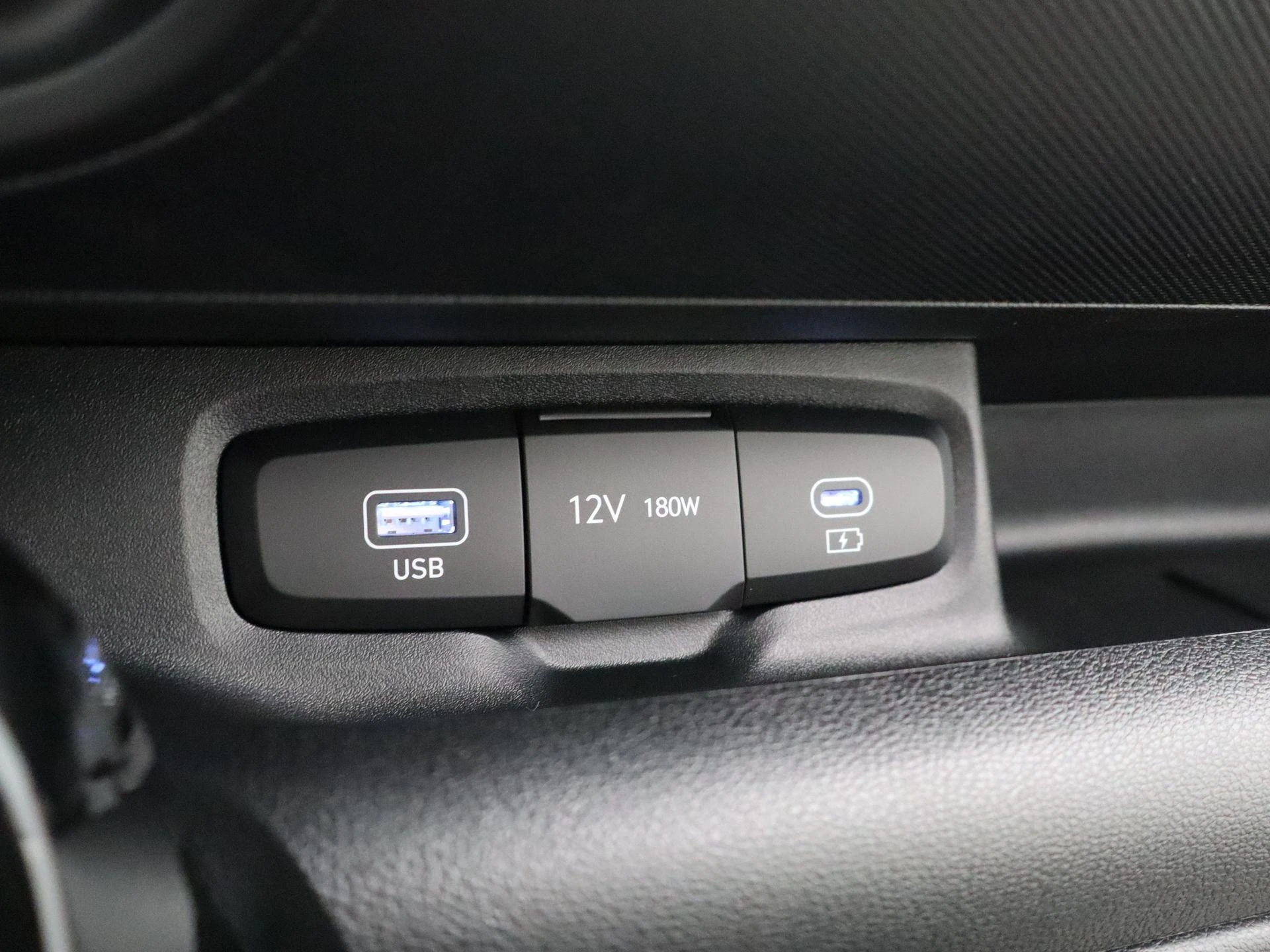 Hyundai-Inster-image-22