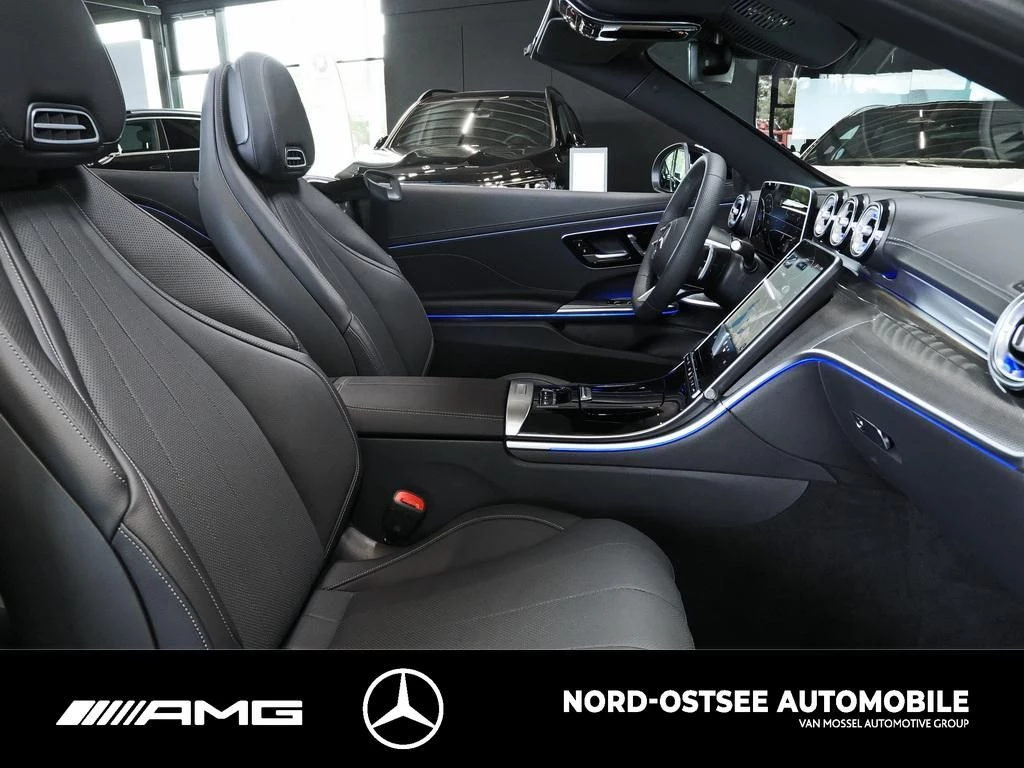 Mercedes-Benz CLE 300 4M Cabrio AMG NIGHT HUD AIRSCARF DISTR. AMG Line