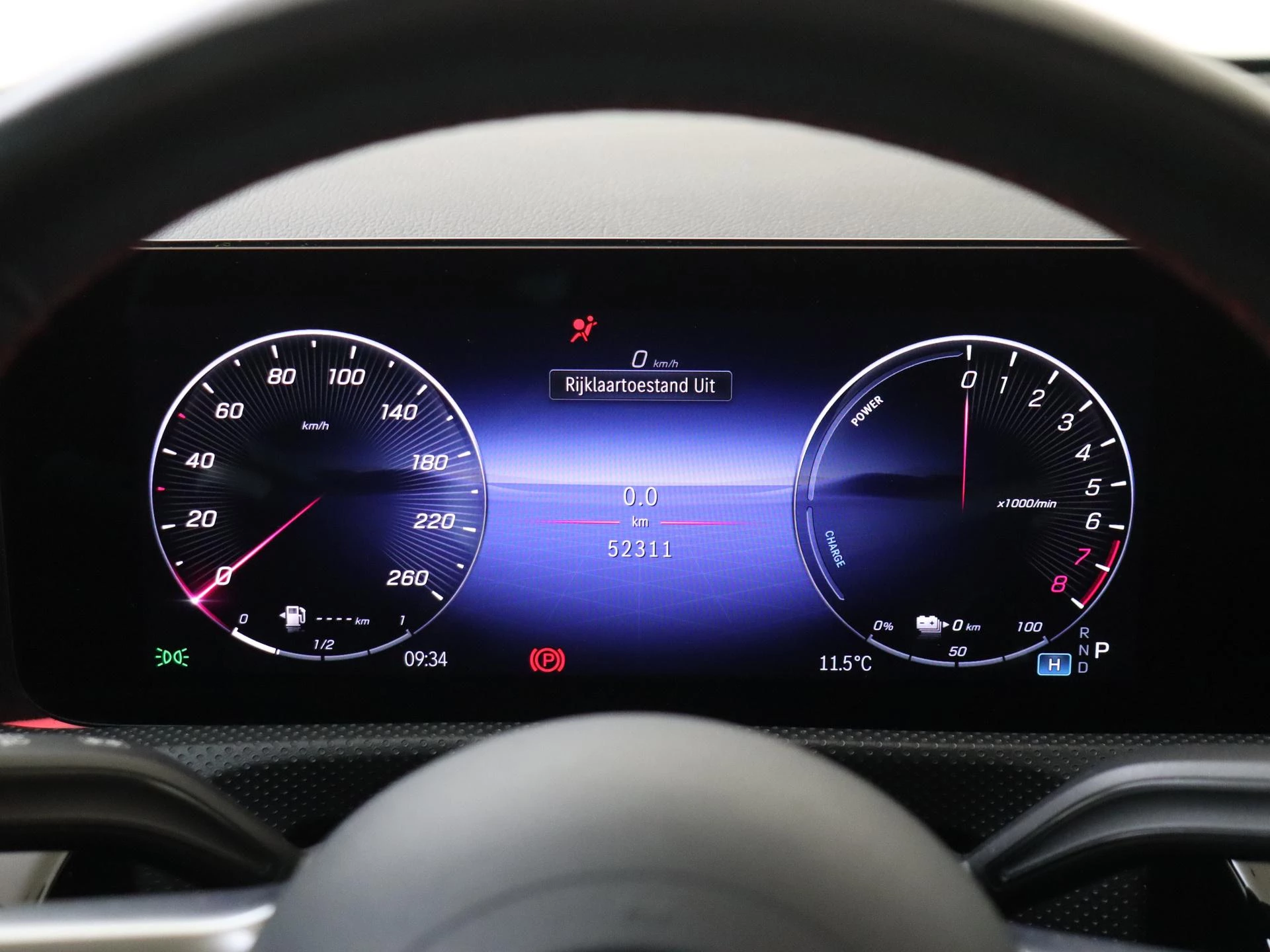 Mercedes-Benz-A-Klasse-image-11