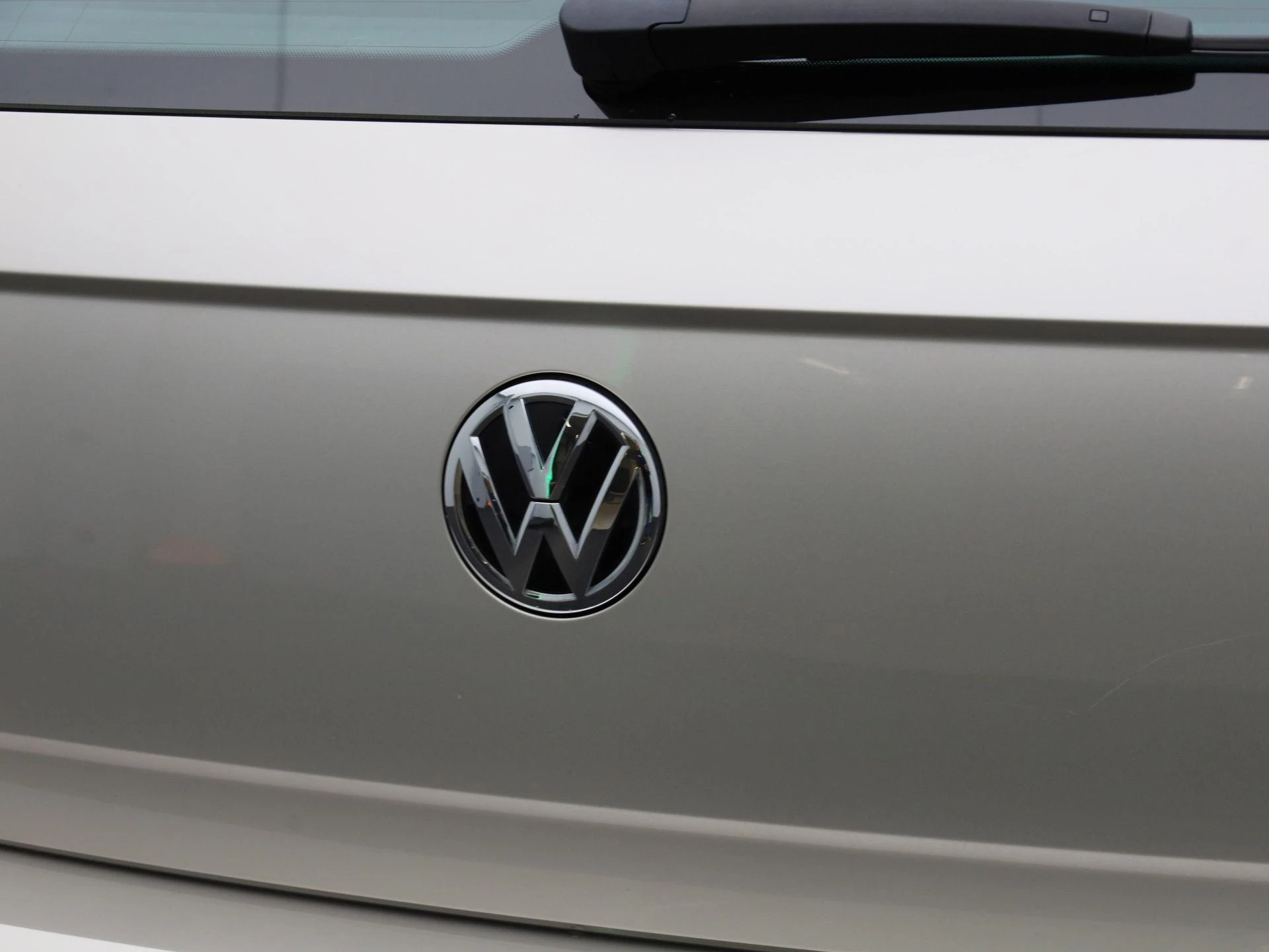 Volkswagen-Polo-image-31