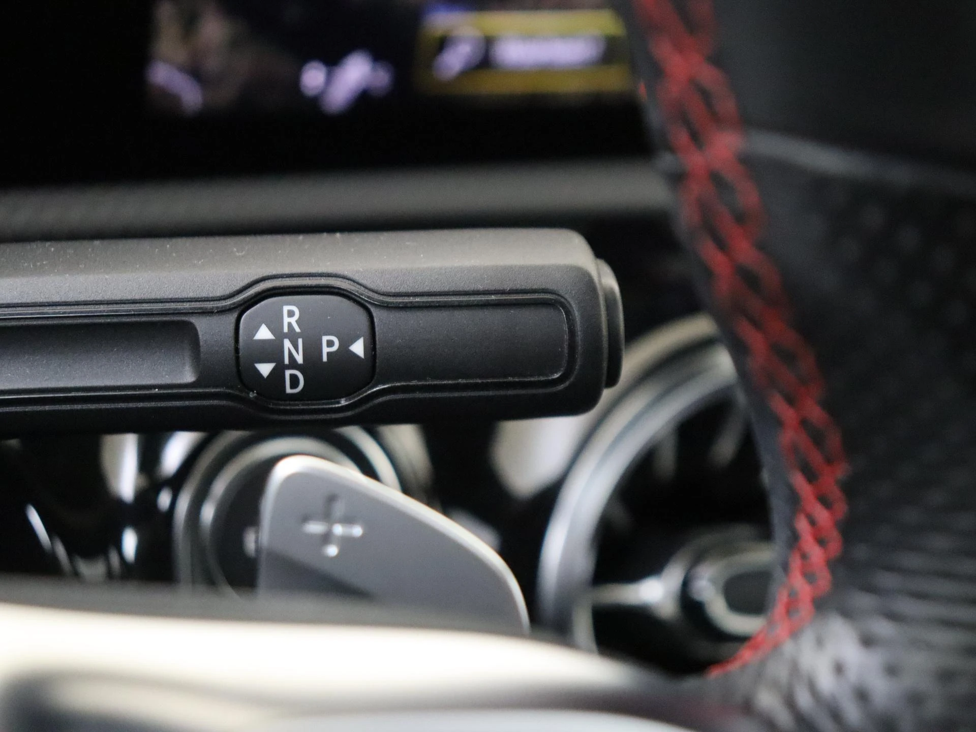 Mercedes-Benz-CLA-image-15