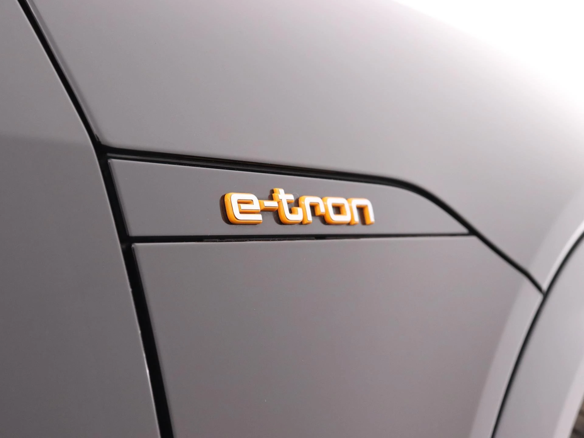 Audi-e-tron-image-10