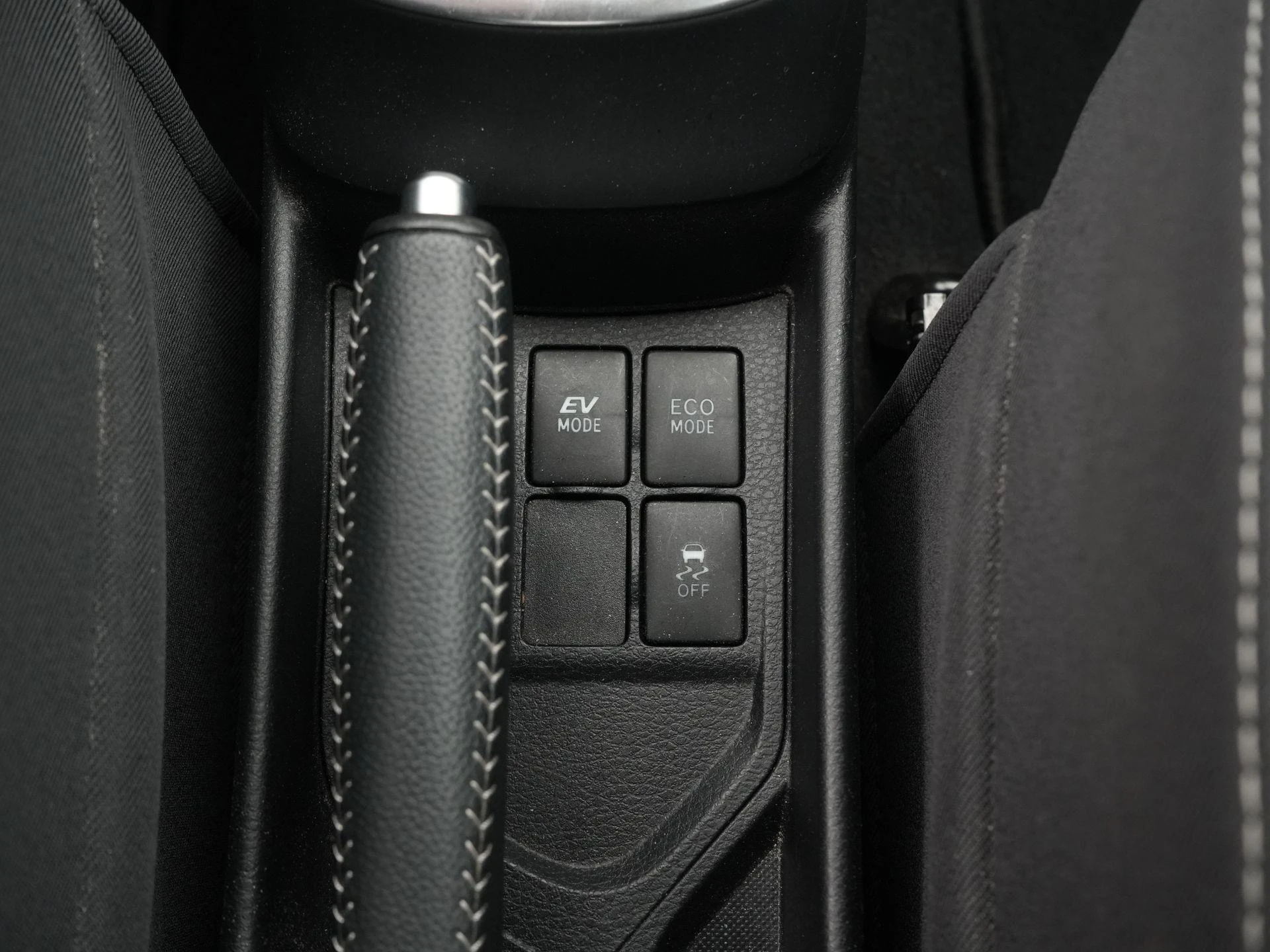 Toyota-Yaris-image-17