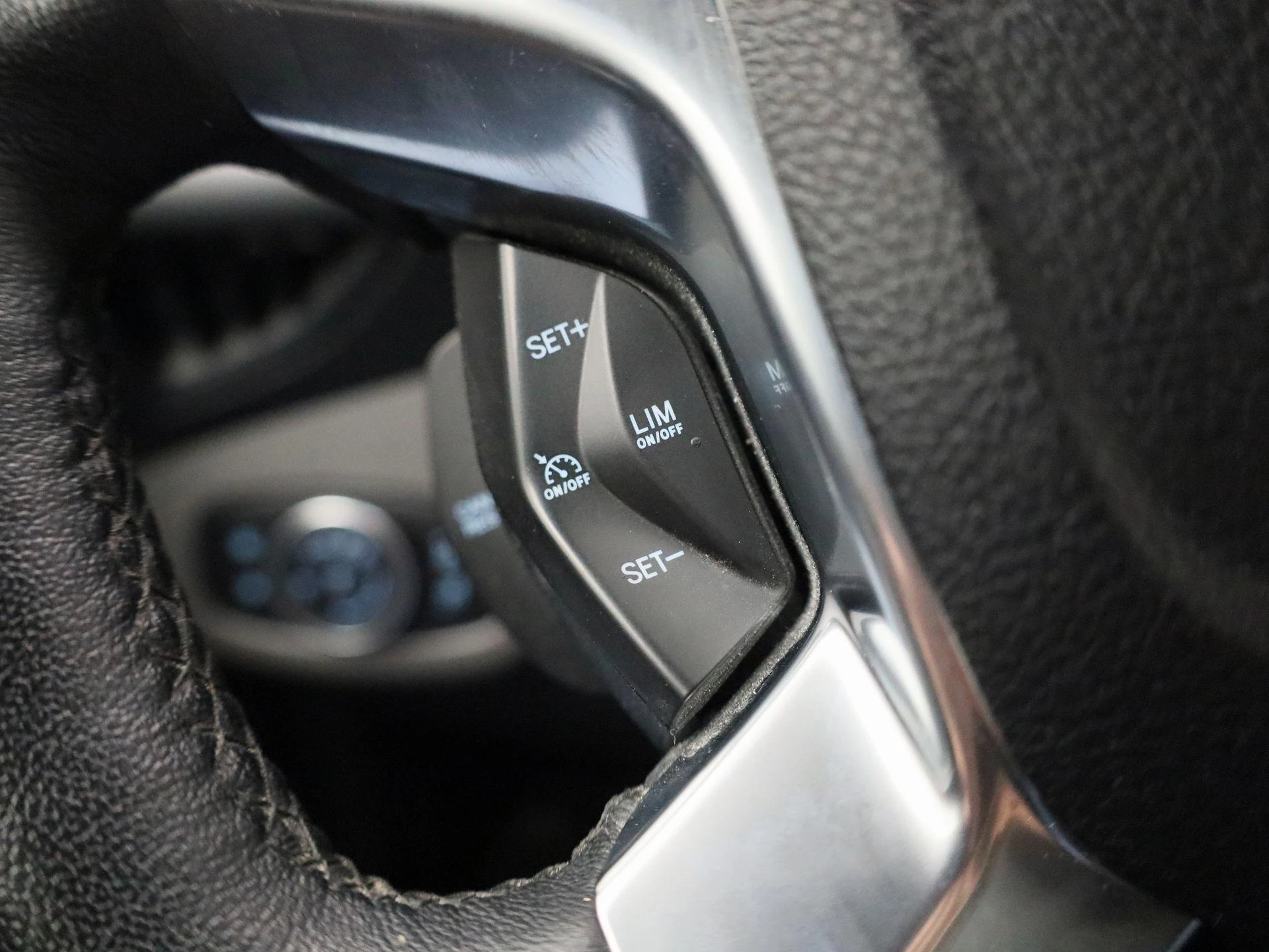 Ford Transit Connect 1.5 EcoBlue L2 Sport
