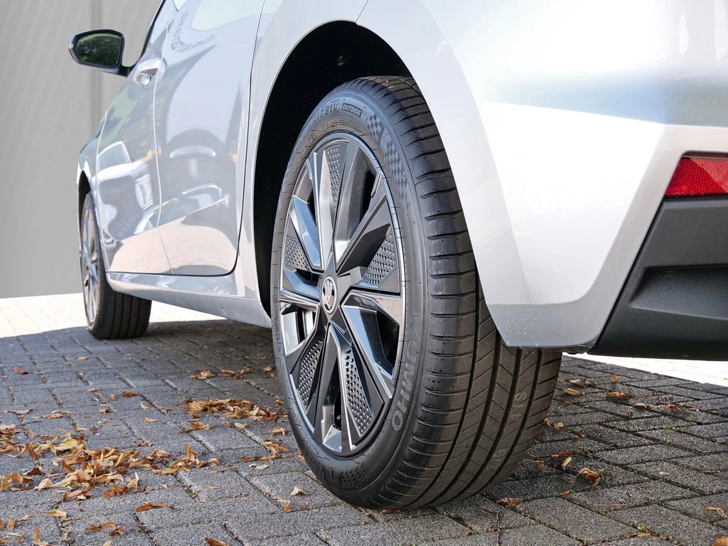 Škoda Fabia Tour 1.0 l TSI DSG 85 kW / 116 PS