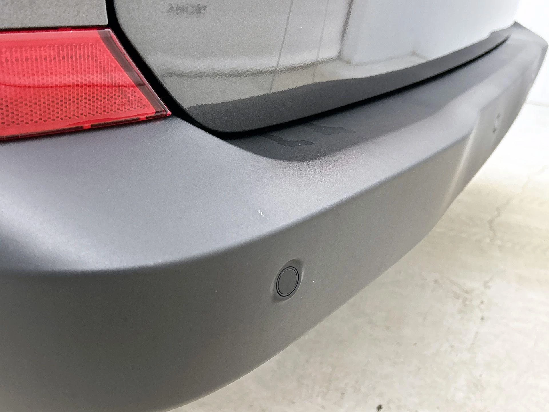 Volkswagen-e-Transporter-image-13