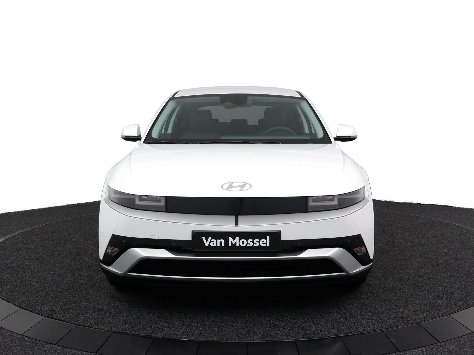 Hyundai-IONIQ 5-image-13