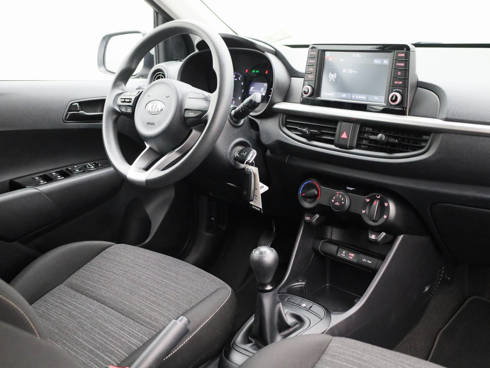 Kia-Picanto-image-35