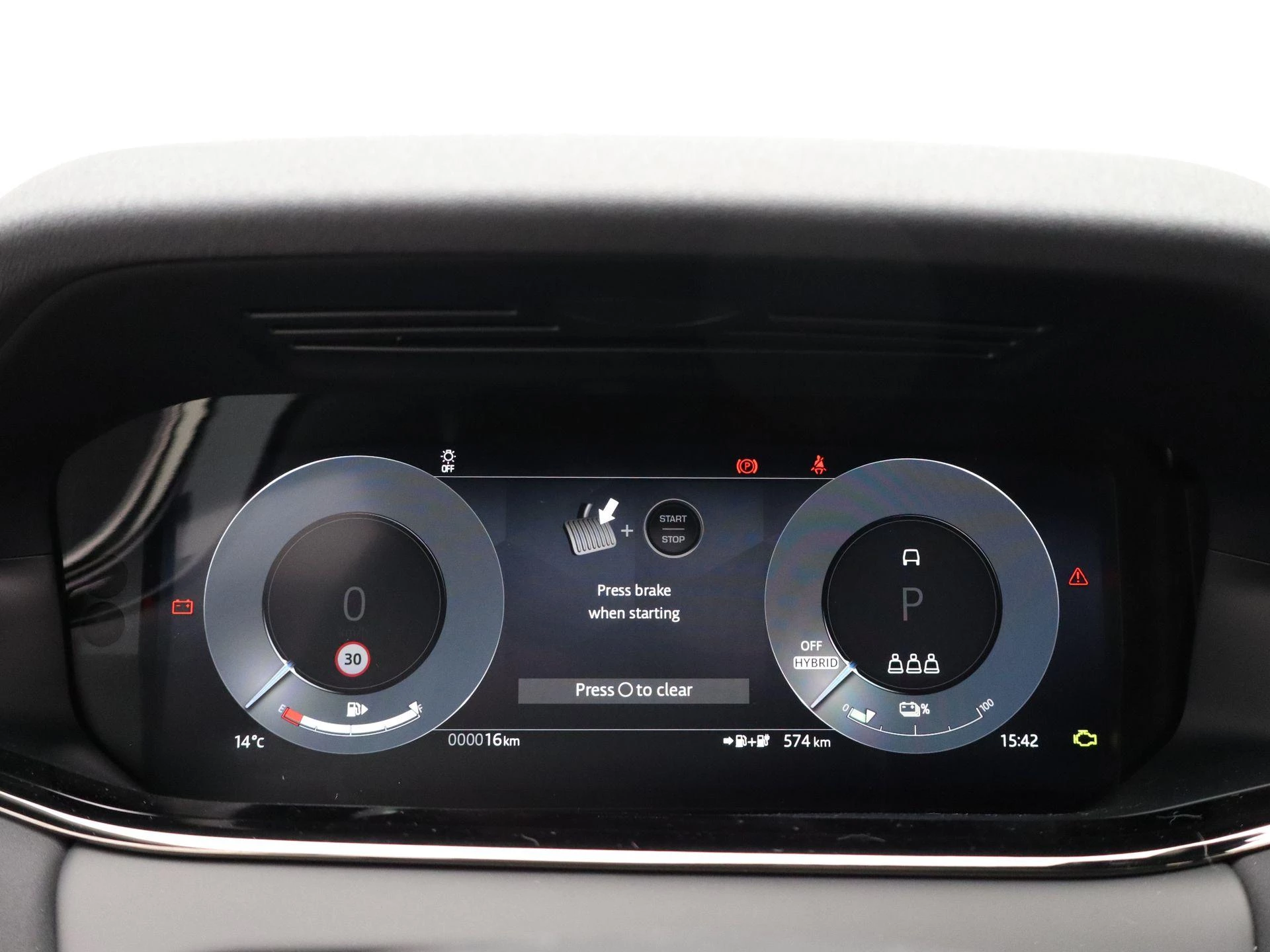 Land Rover-Range Rover Evoque-image-7