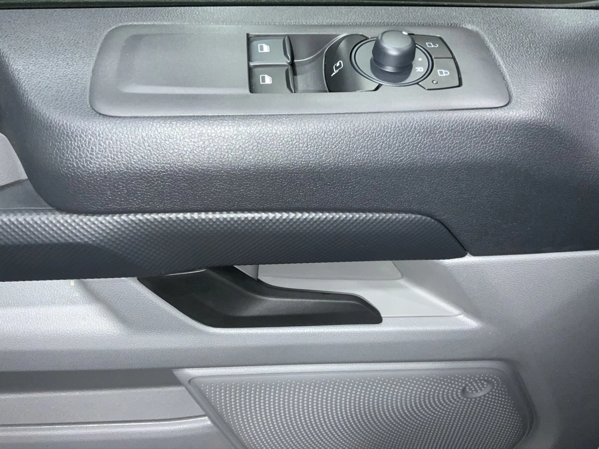Ford Transit Custom Trend 320 L1 Automatik MJ 2026.50 *Aktionspreis ab Lager bis zum 30.06.2026*