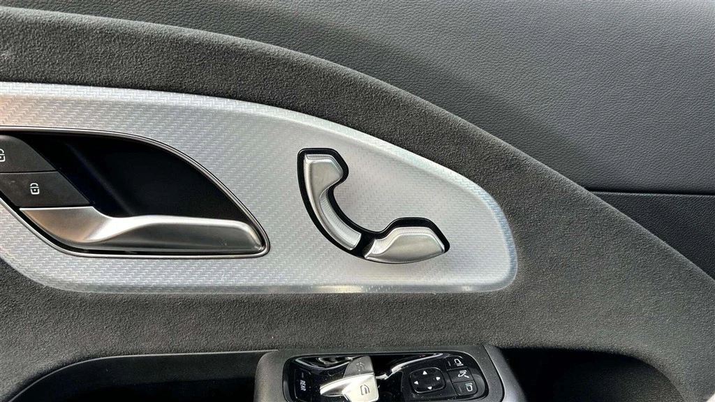 Mercedes-Benz-CLA-image-10