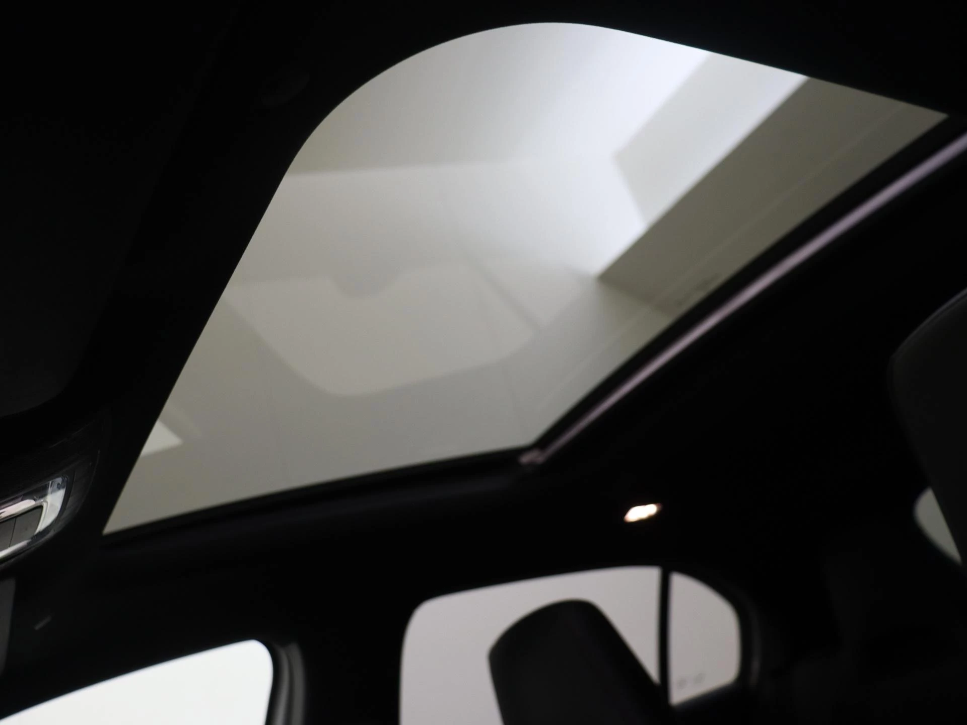 Mercedes-Benz-A-Klasse-image-27