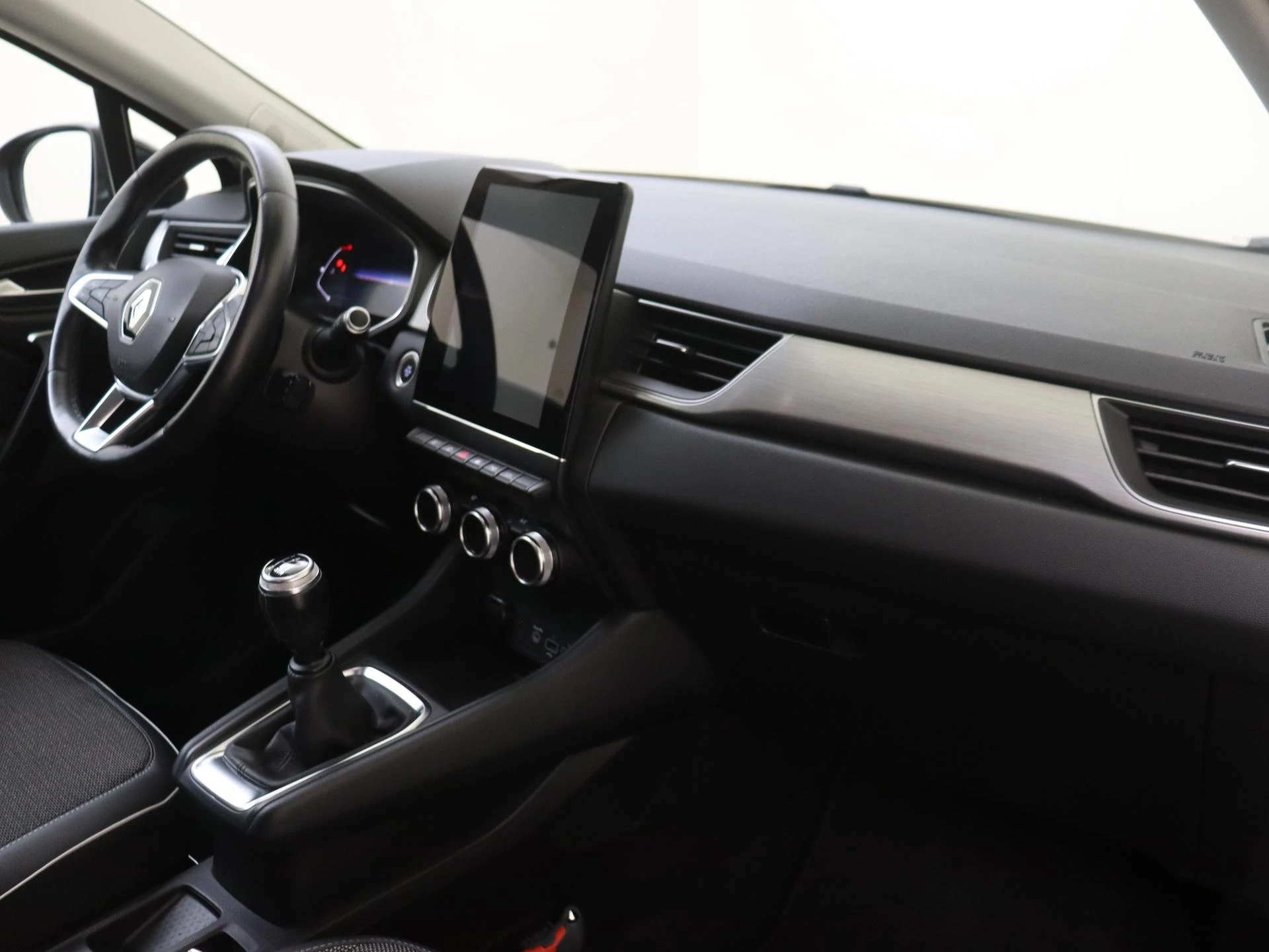 Renault-Captur-image-4