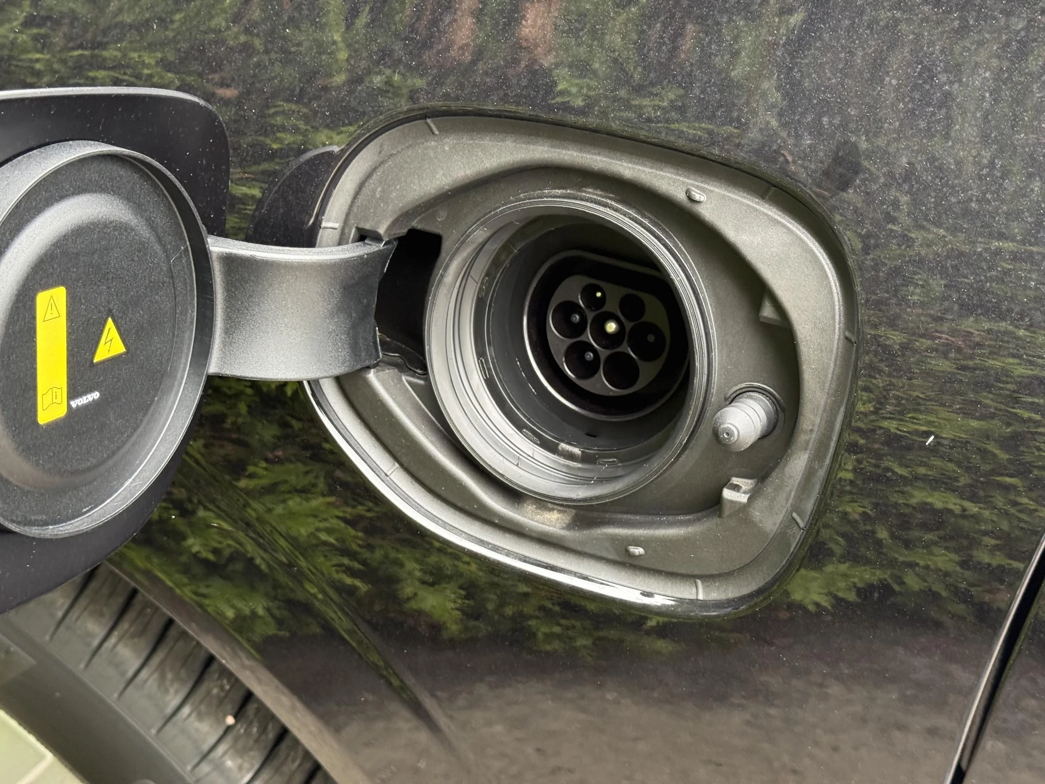 Volvo-XC60-image-12
