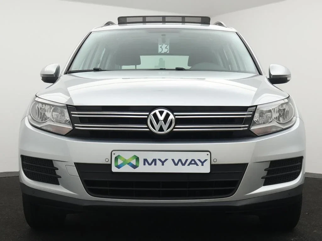 Volkswagen-Tiguan-image-25