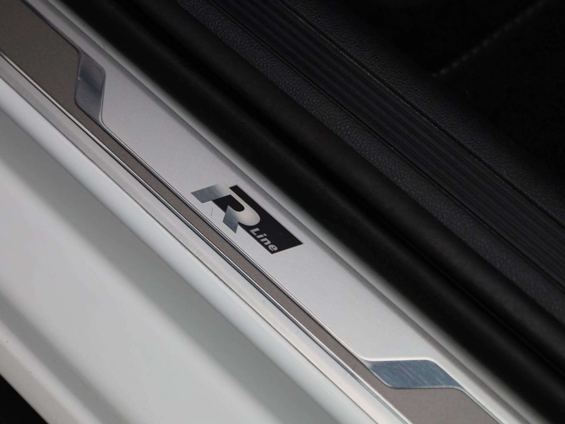 Volkswagen-Polo-image-33