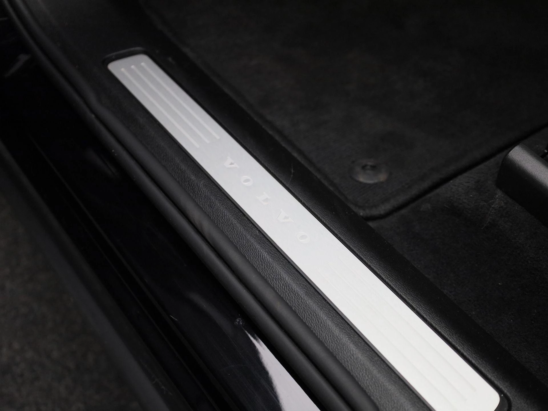 Volvo-XC60-image-28