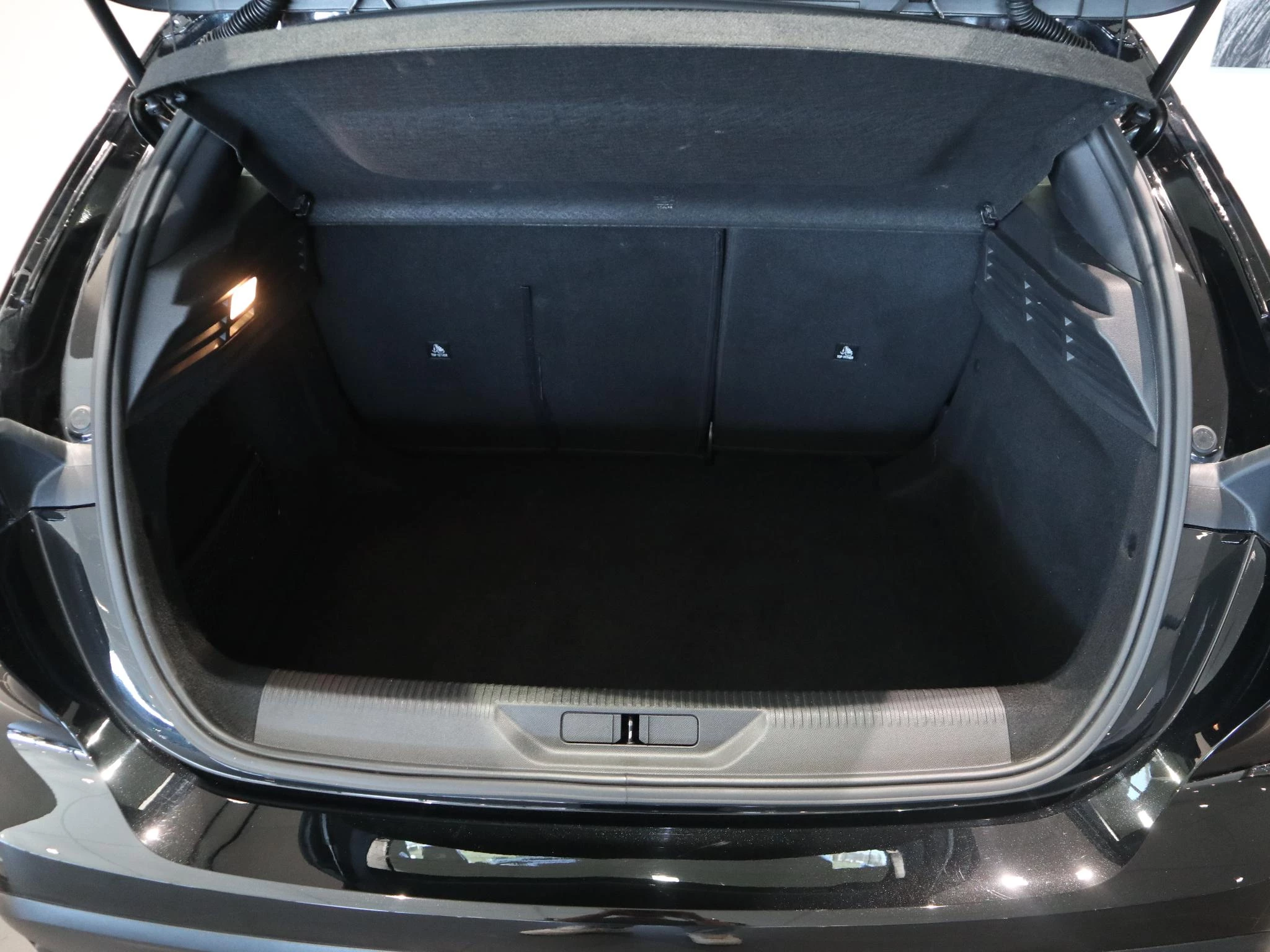 Peugeot-308-image-19