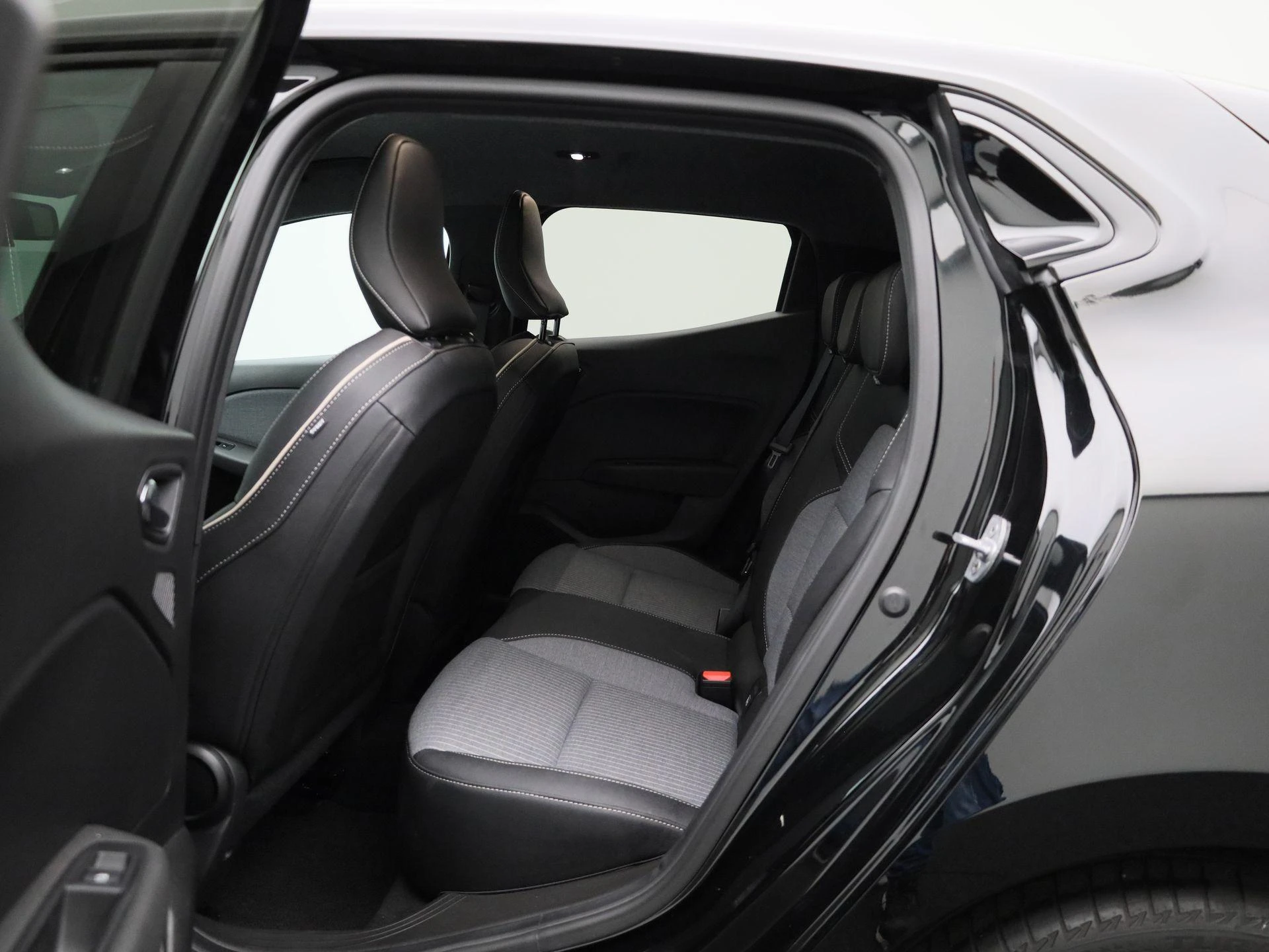 Renault-Clio-image-9