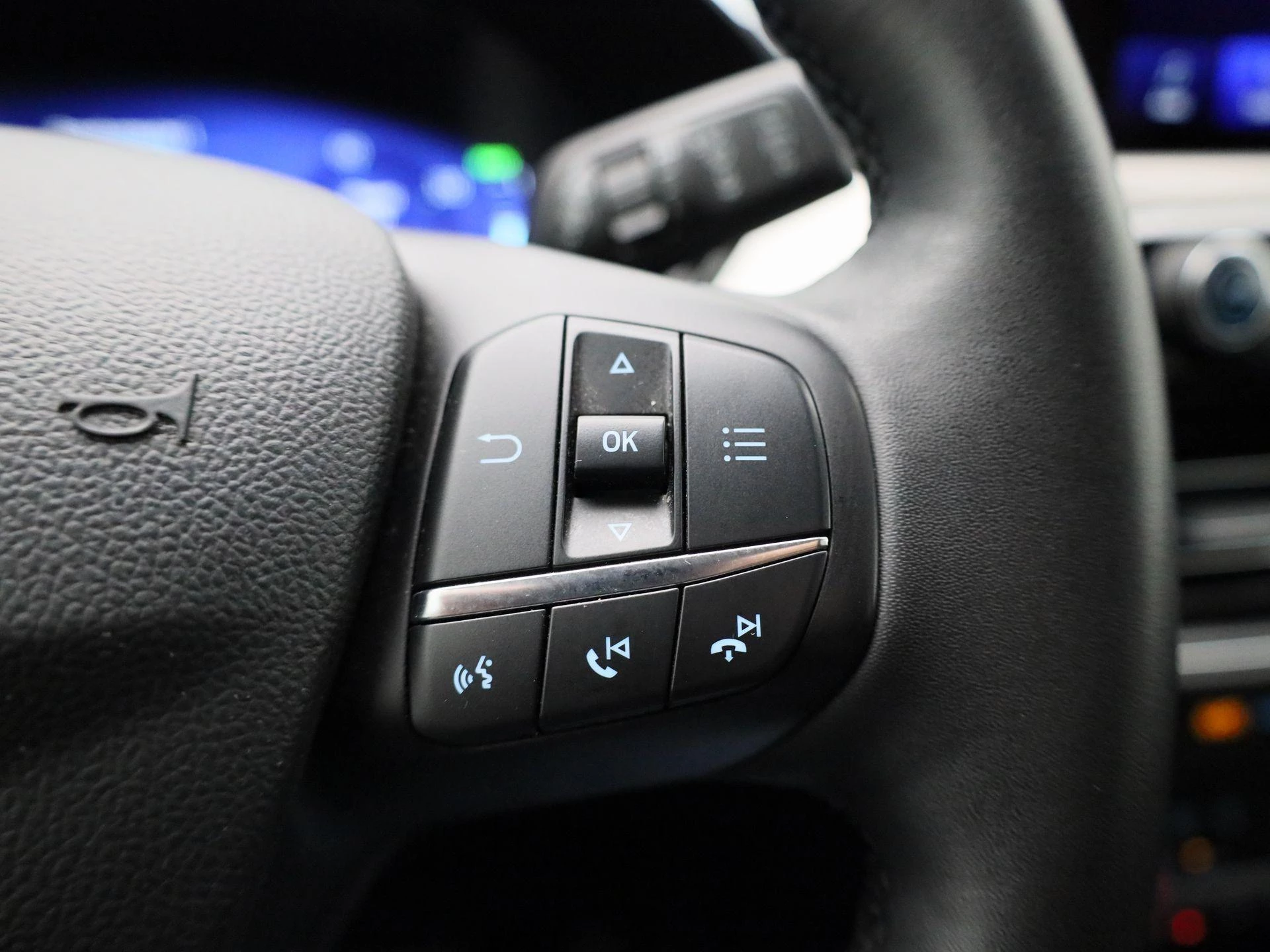 Ford-Kuga-image-17
