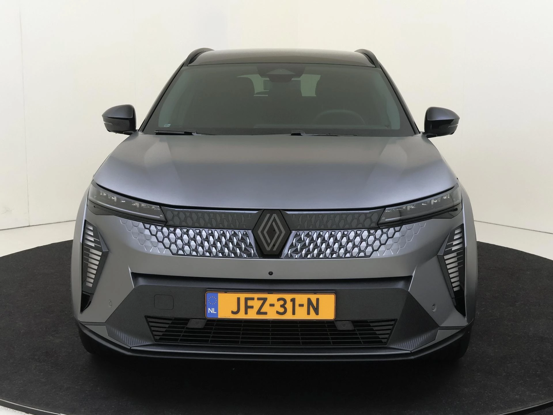 Renault-Scénic-image-1