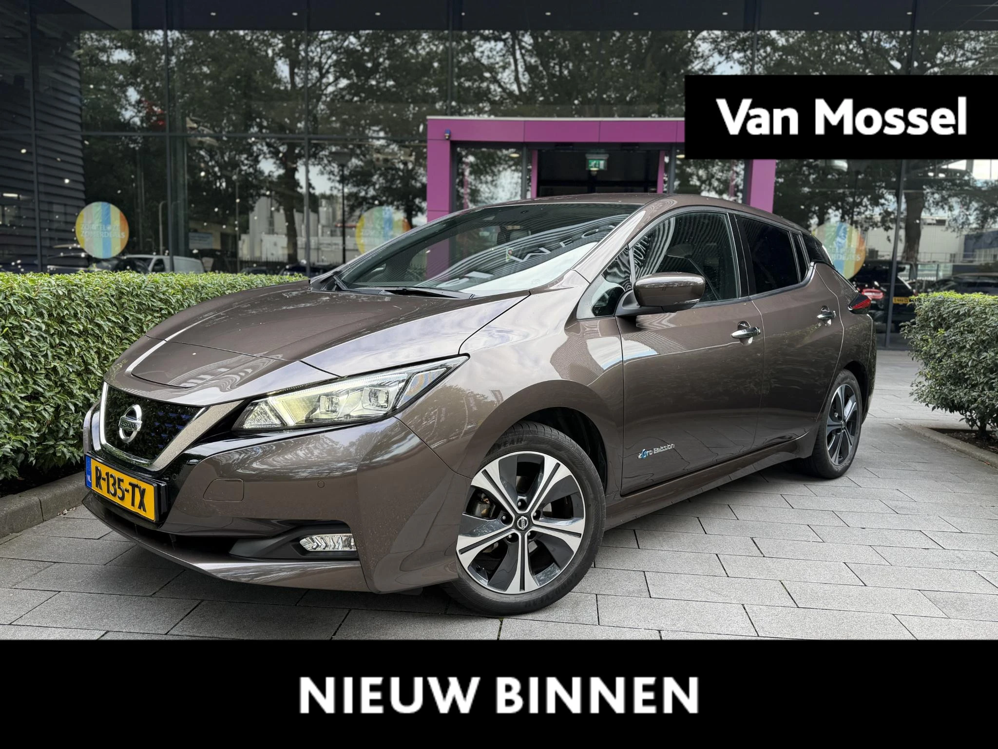 Nissan-Leaf-image-0