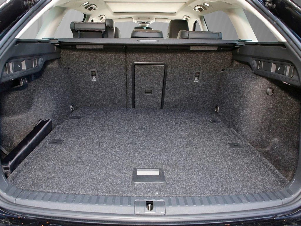Škoda Octavia Combi 2.0 TDI DSG Selection '17 Pano LED MATRIX
