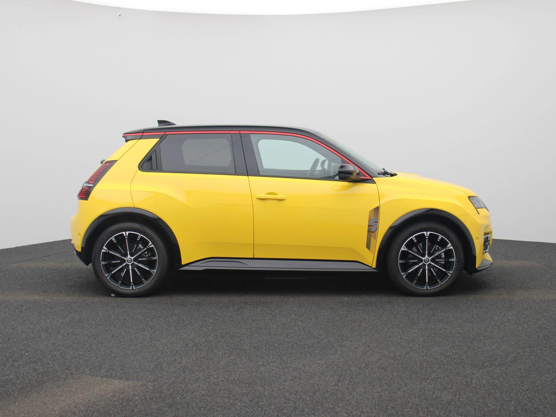 Renault R5