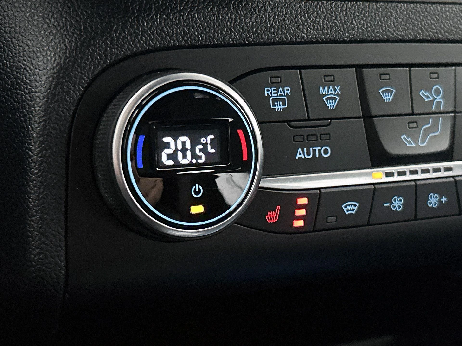 Ford-Kuga-image-15