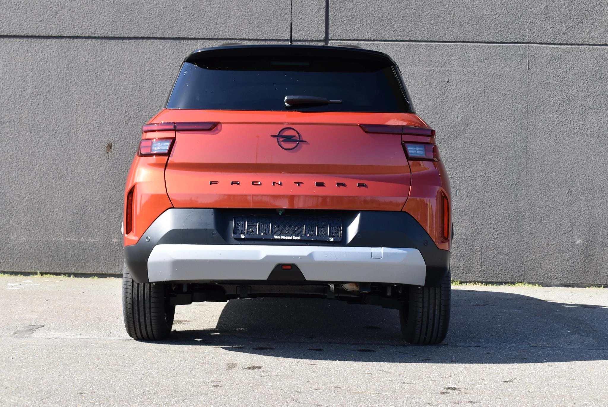 Opel-Frontera-image-5