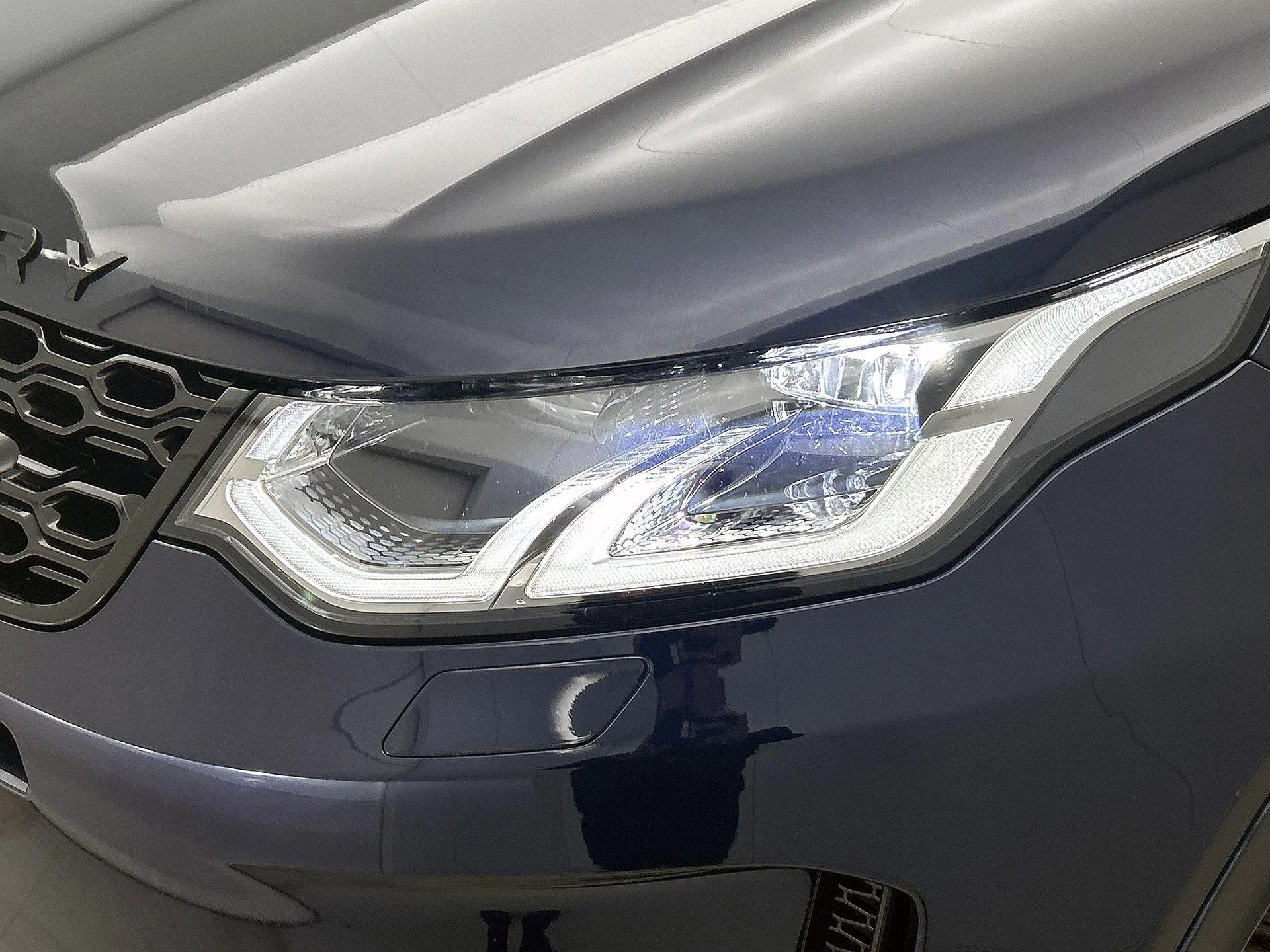 Land Rover-Discovery Sport-image-32