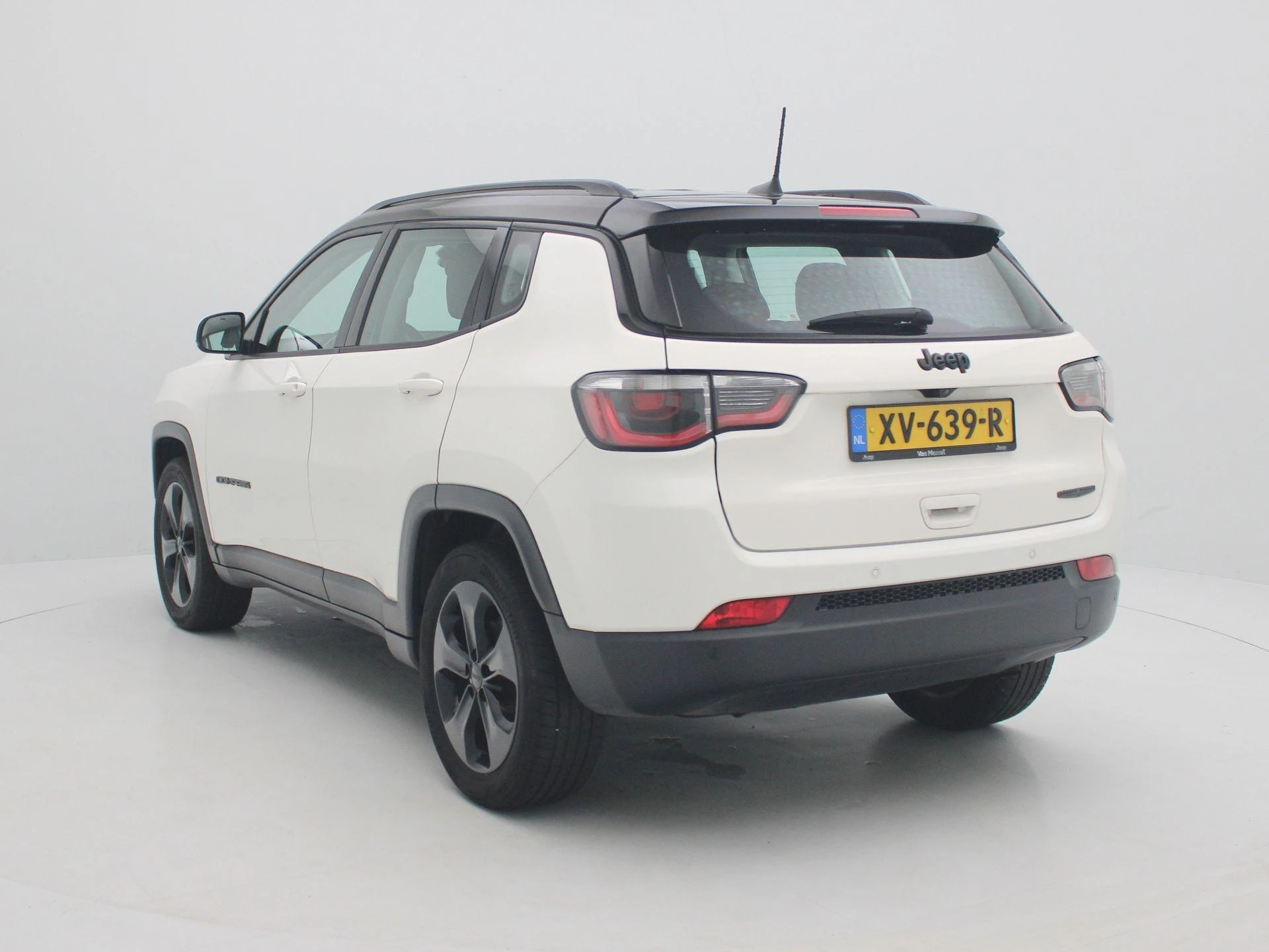 Jeep-Compass-image-1