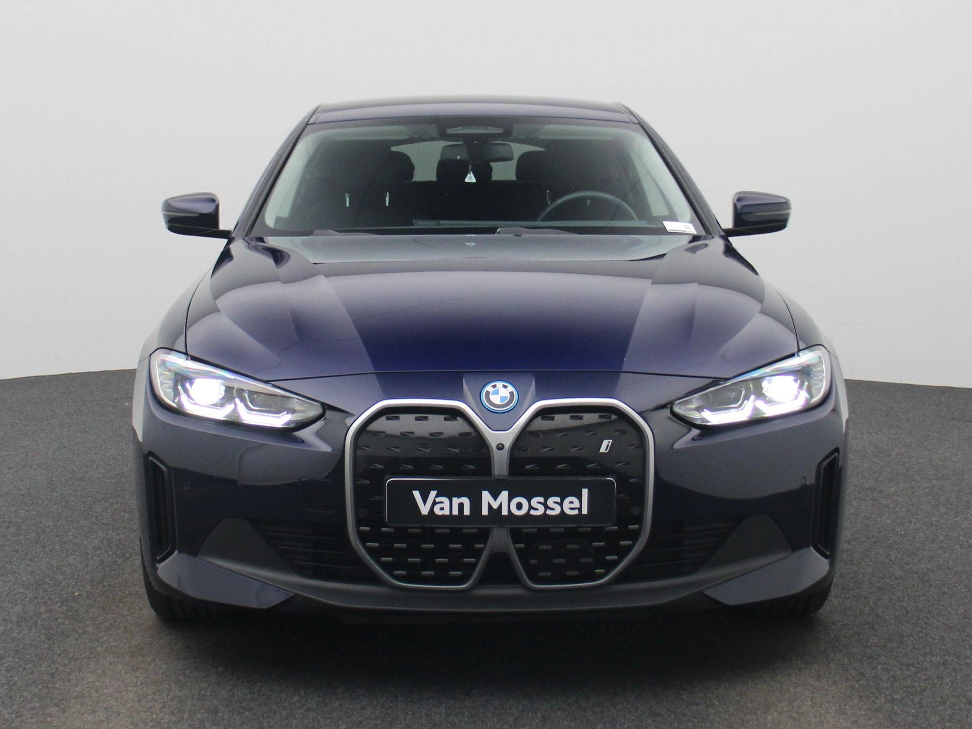 BMW i4 eDrive40