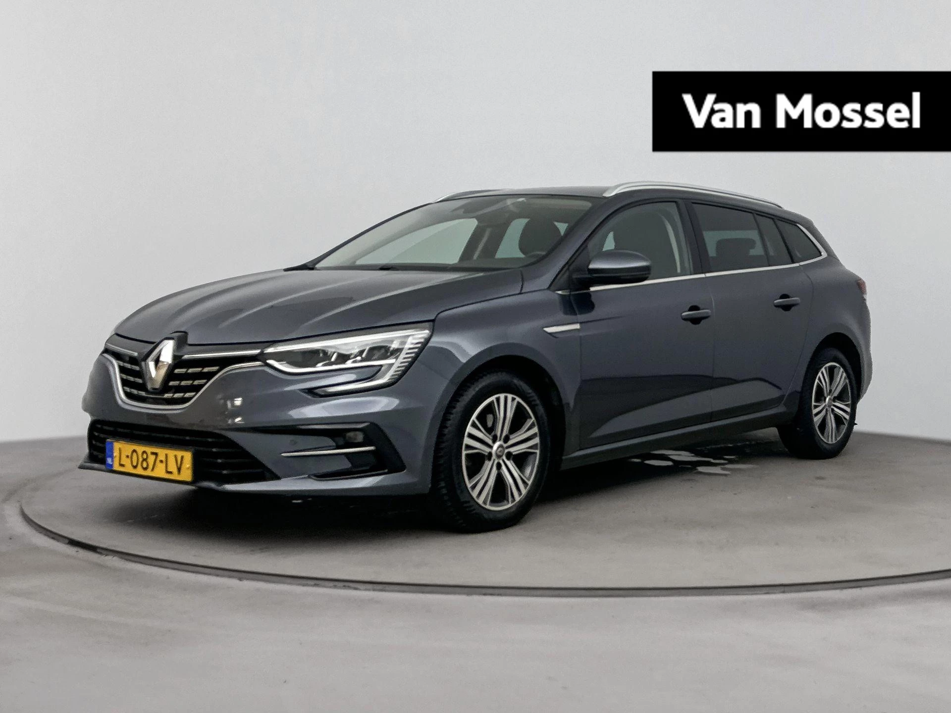 Renault-Mégane Estate-image-0
