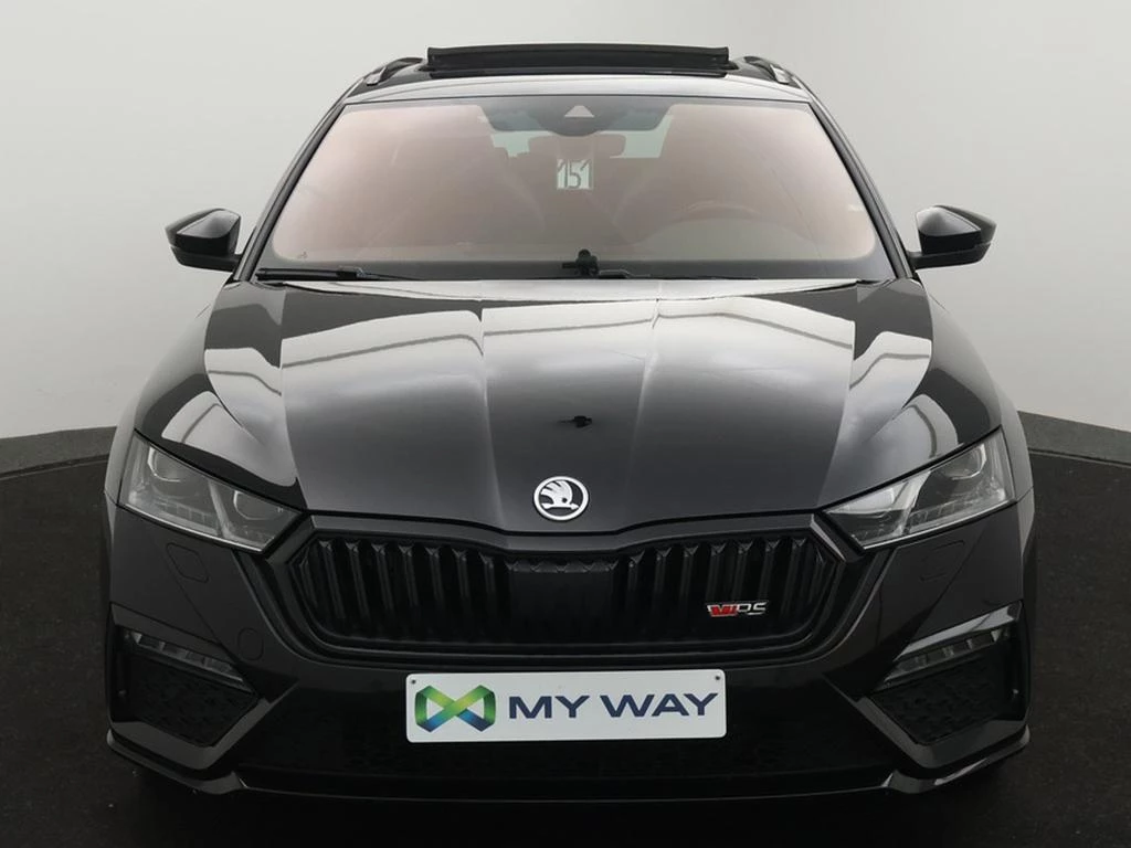 Škoda Octavia Combi RS Octavia Combi RS 2.0TSI 245PK *AUTOMAAT*PANODAK*ALCANTARA*LEDER*SPORTZETELS*TREKHAAK*CAMERA*ACC*PDC*...*