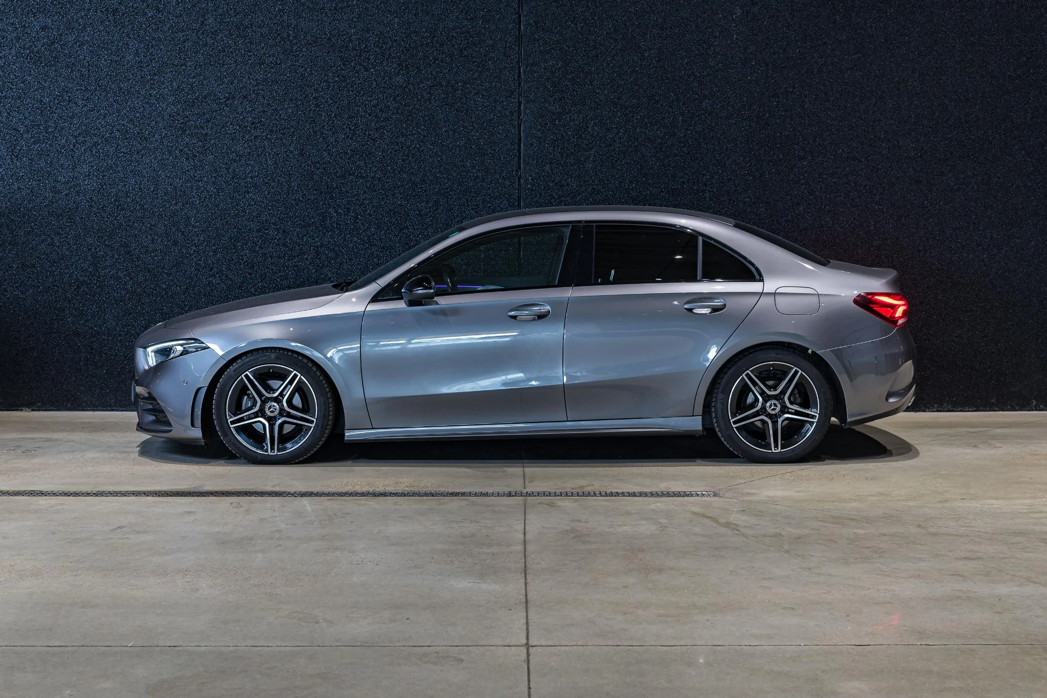 Mercedes-Benz-Classe A-image-3