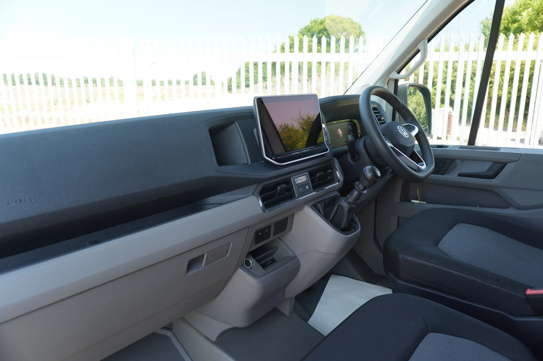 Volkswagen-Crafter-image-1