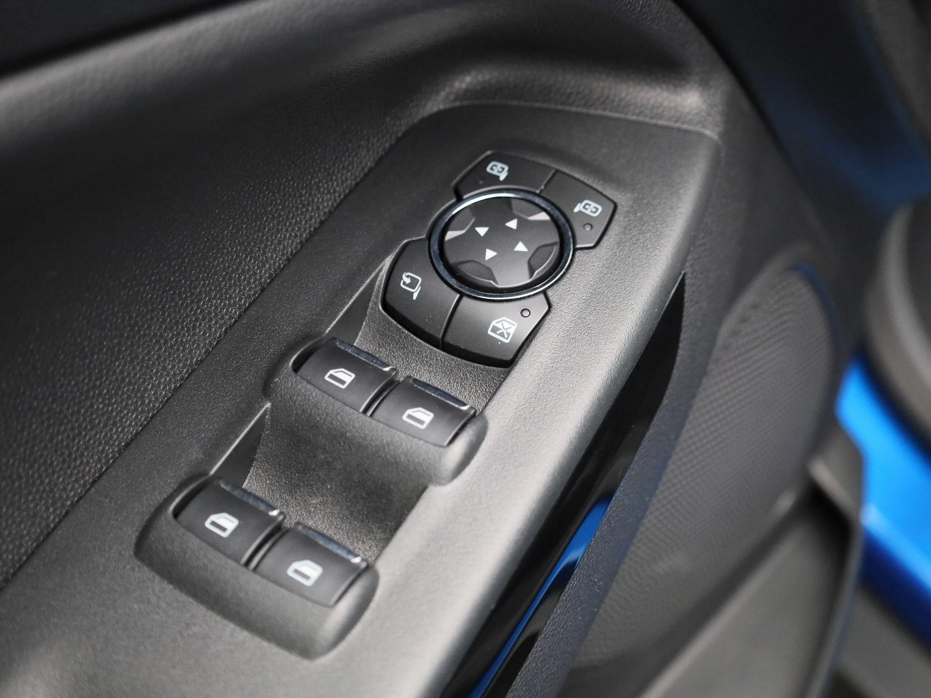 Ford-EcoSport-image-29