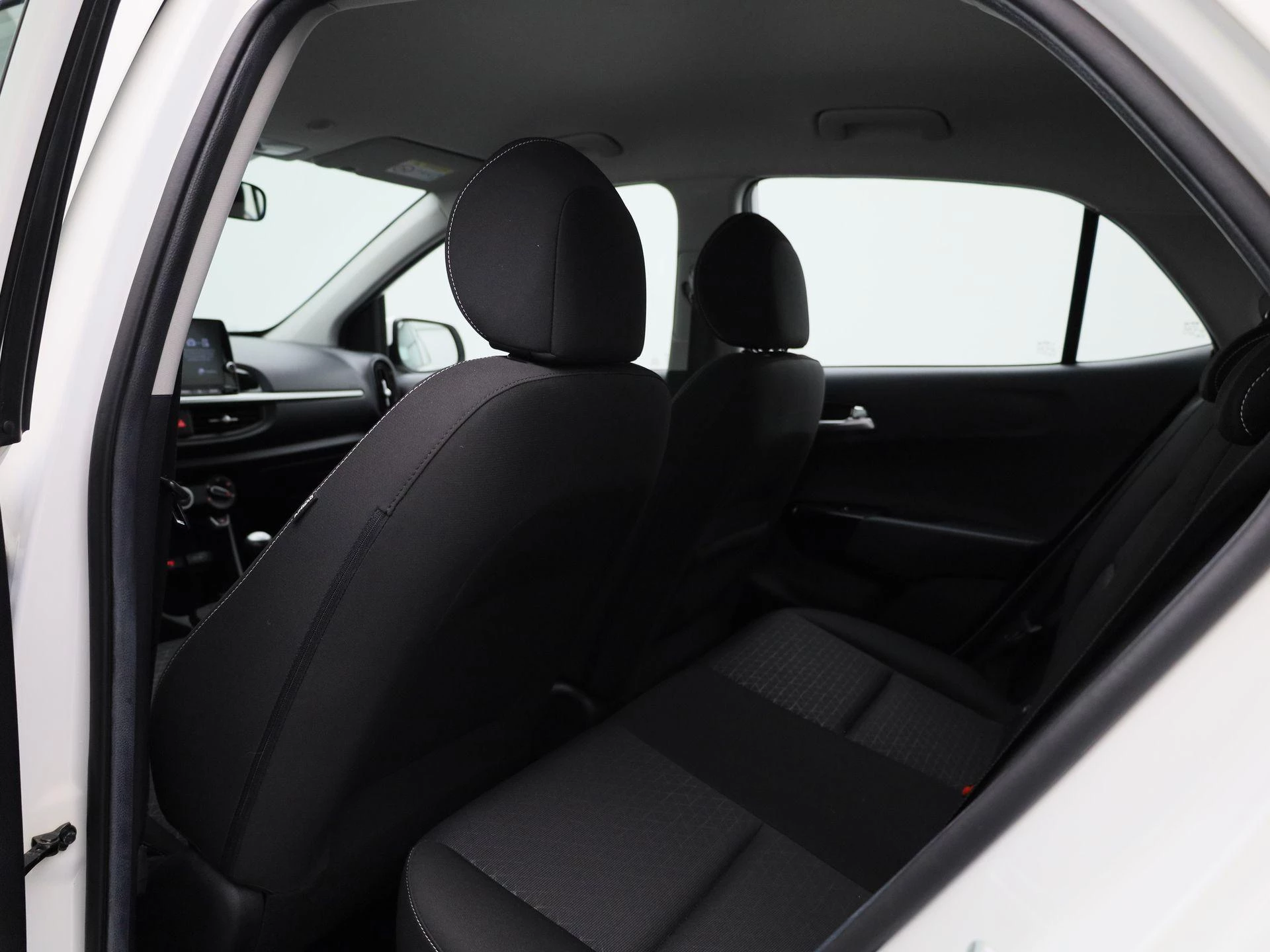 Kia-Picanto-image-10