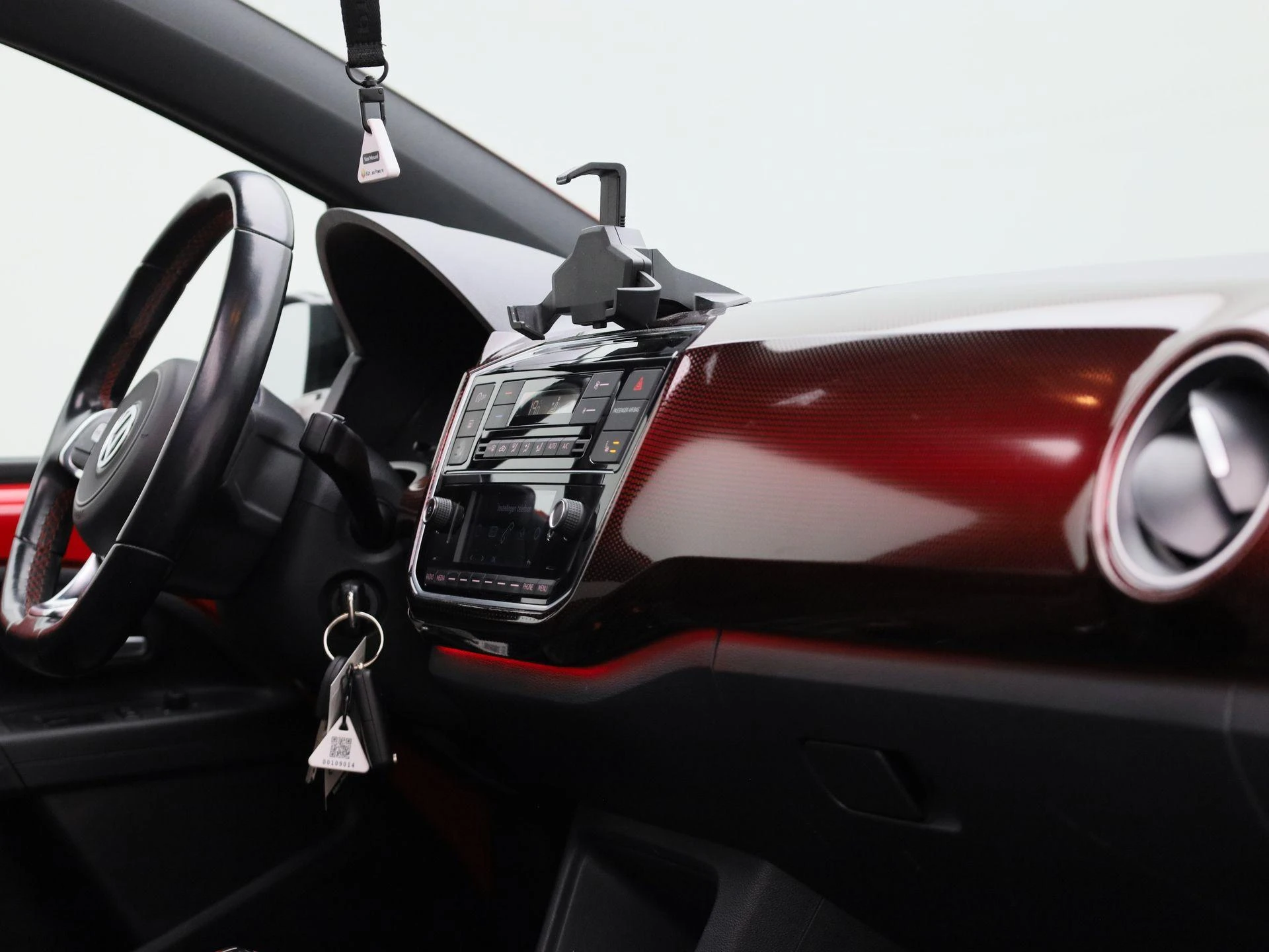 Volkswagen up! 1.0 TSI GTI