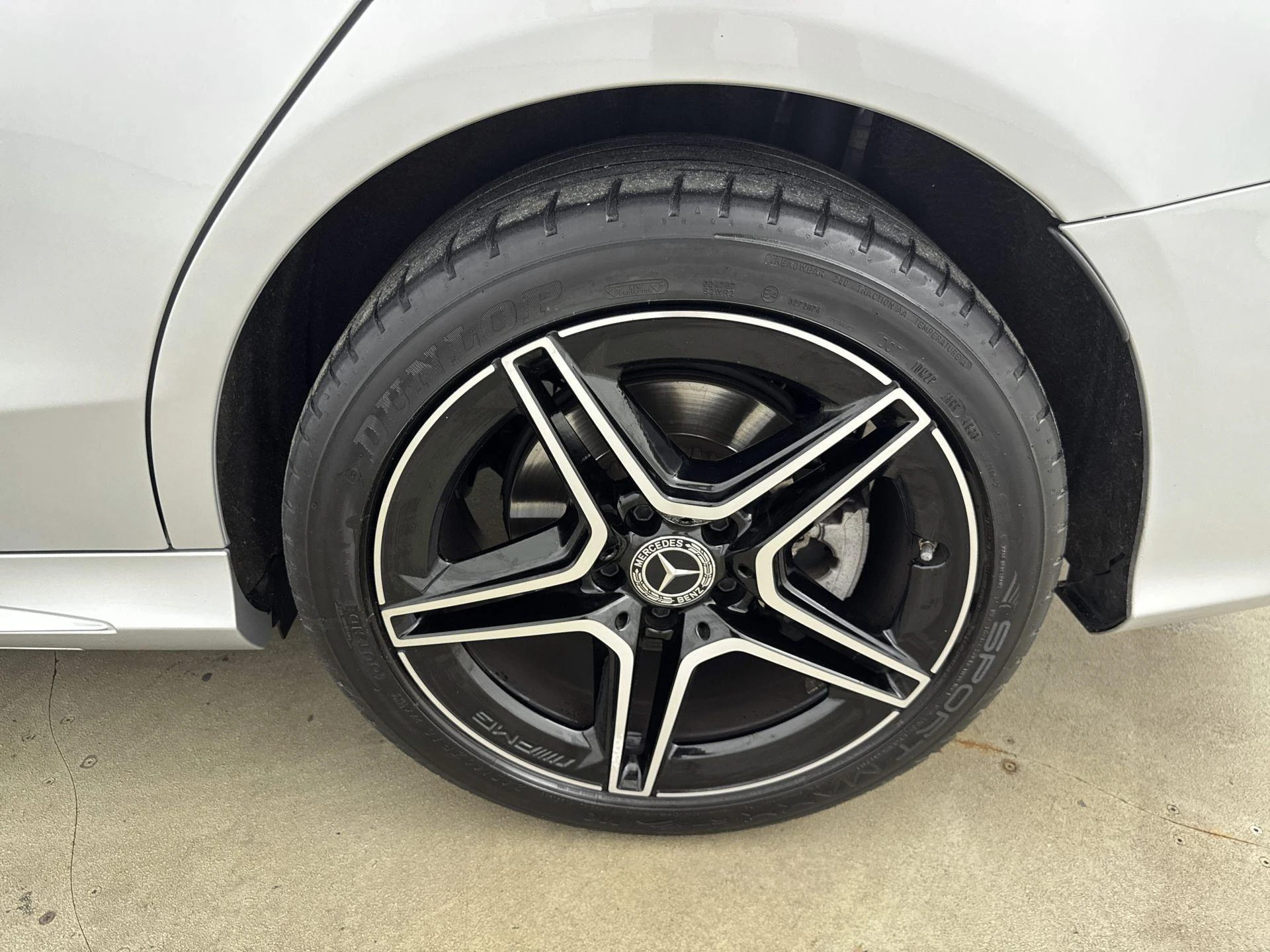 Mercedes-Benz-C-Klasse-image-27