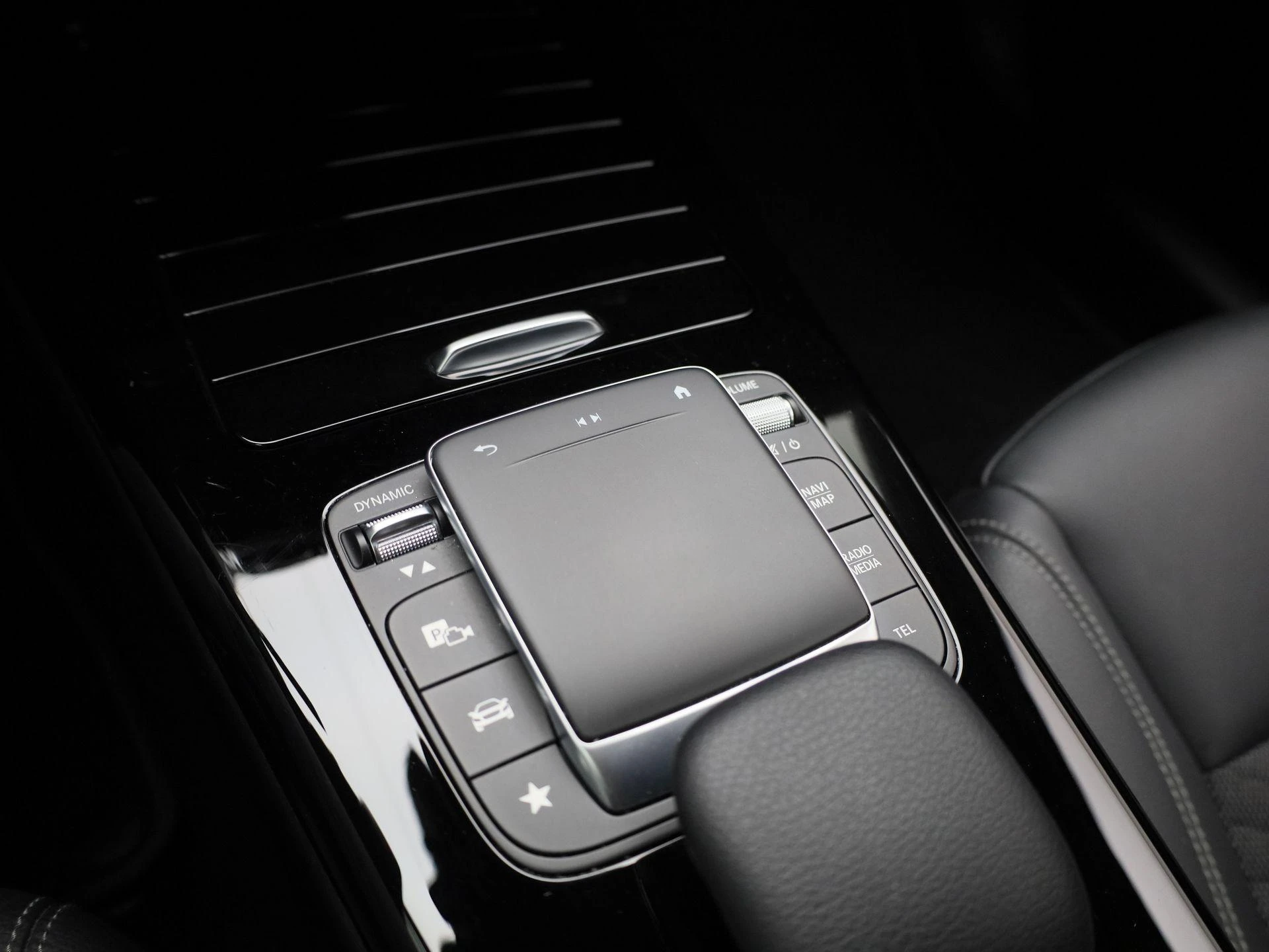 Mercedes-Benz-A-Klasse-image-33