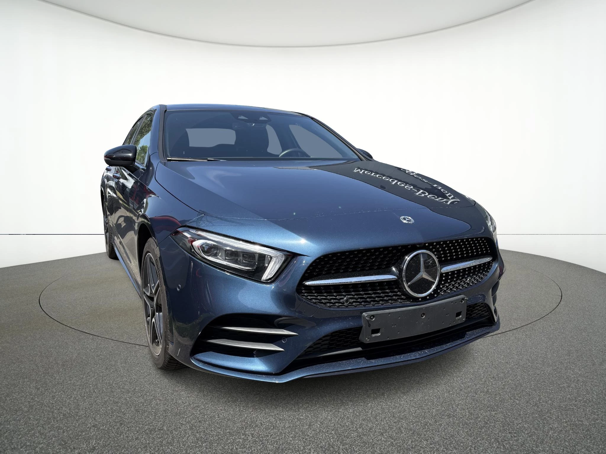 Mercedes-Benz A-Klasse 250 e AMG Line Berline + PREMIUM PLUS PACK + CARPLAY + PANO +