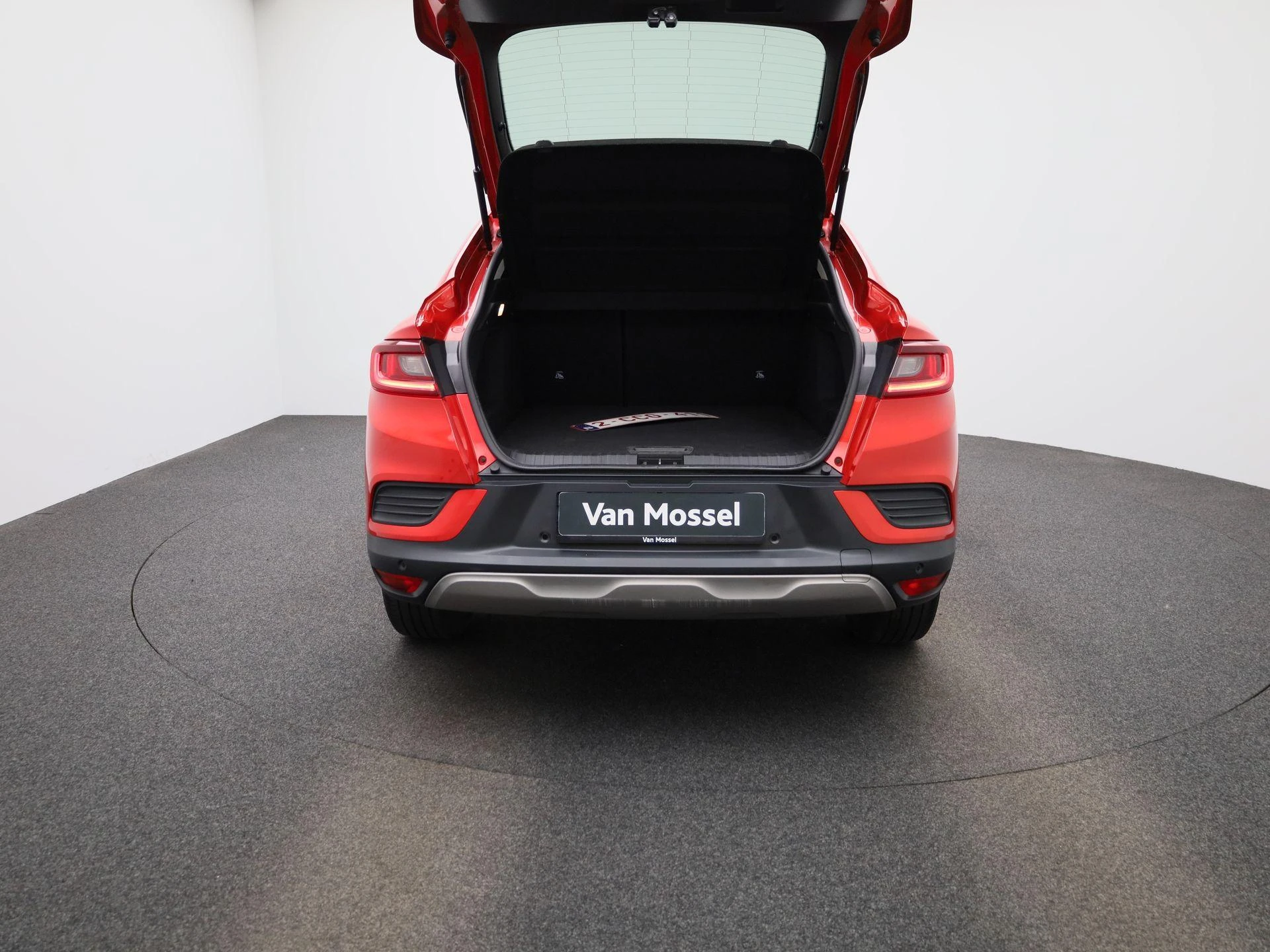 Renault-Arkana-image-10