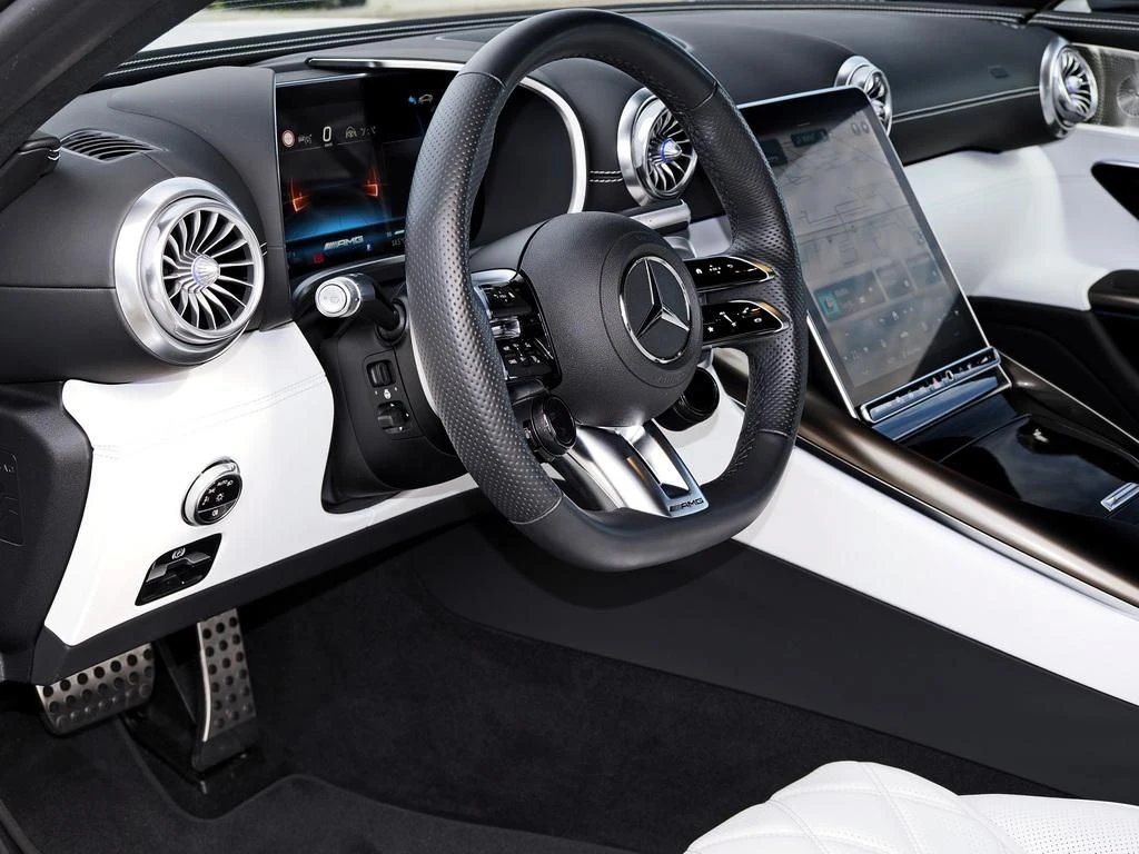Mercedes-AMG-SL 63 AMG-image-9