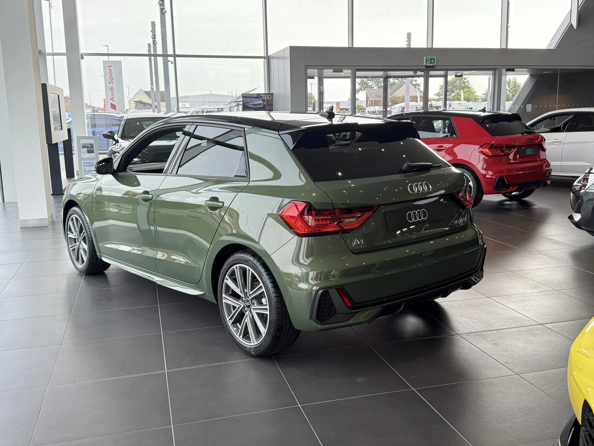 Audi-A1 Sportback-image-4