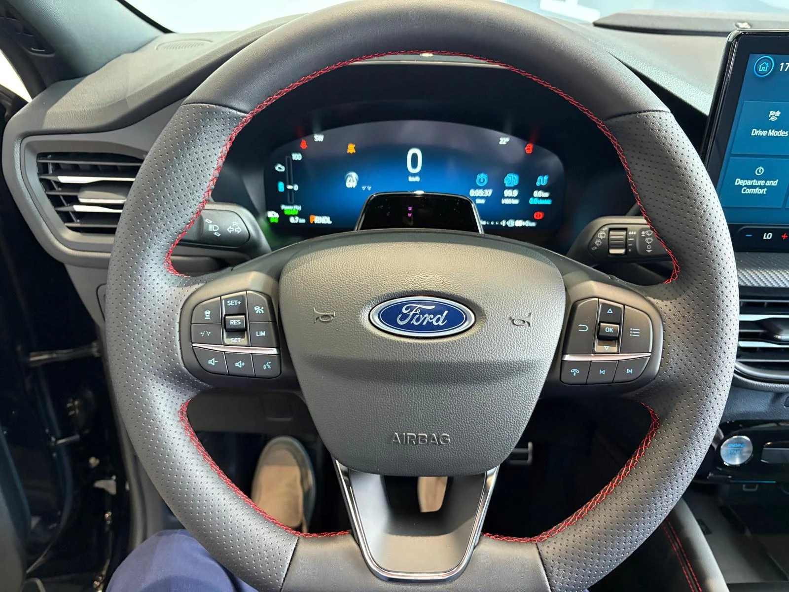 Ford-Kuga-image-14